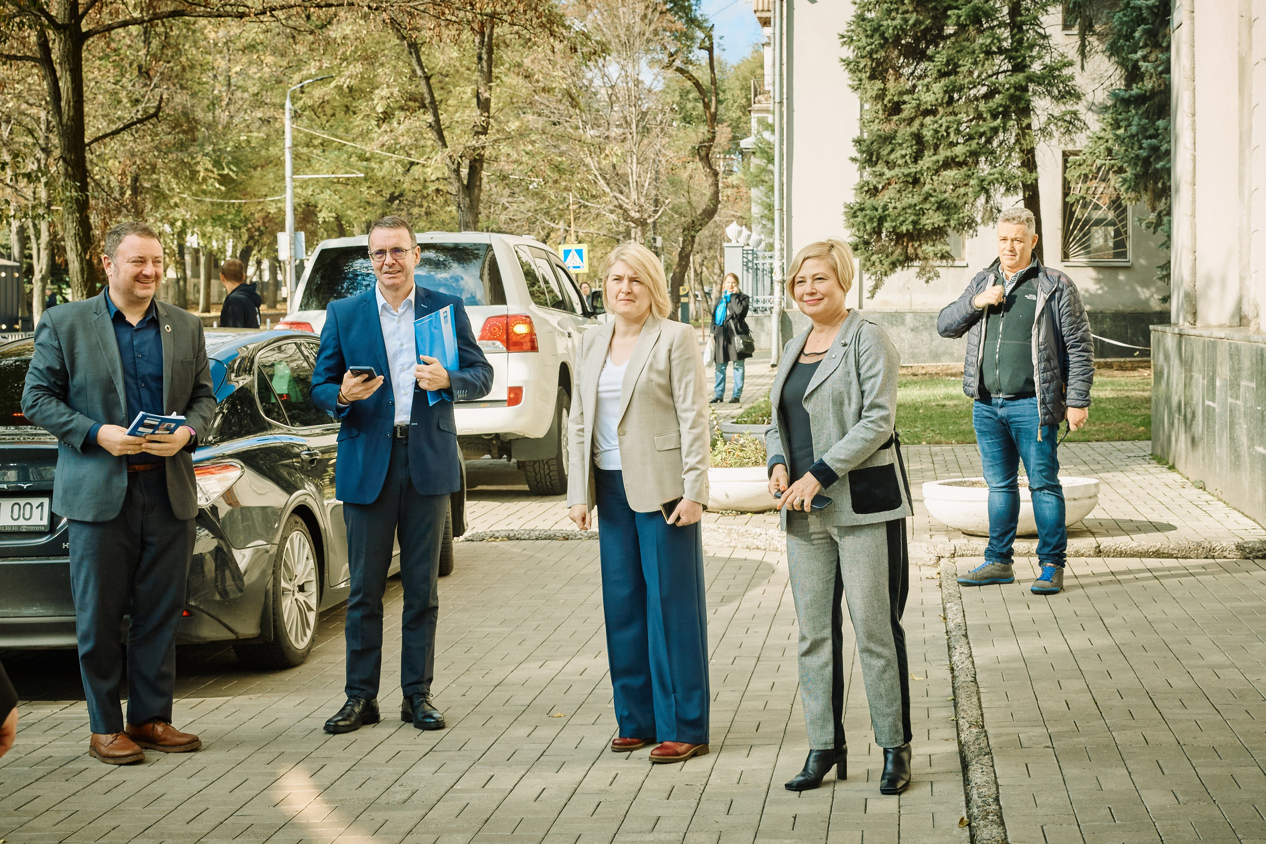 Фото зустрічі посла Австрії, з головами Дніпропетровської, Донецької, Луганської Військової ОДА