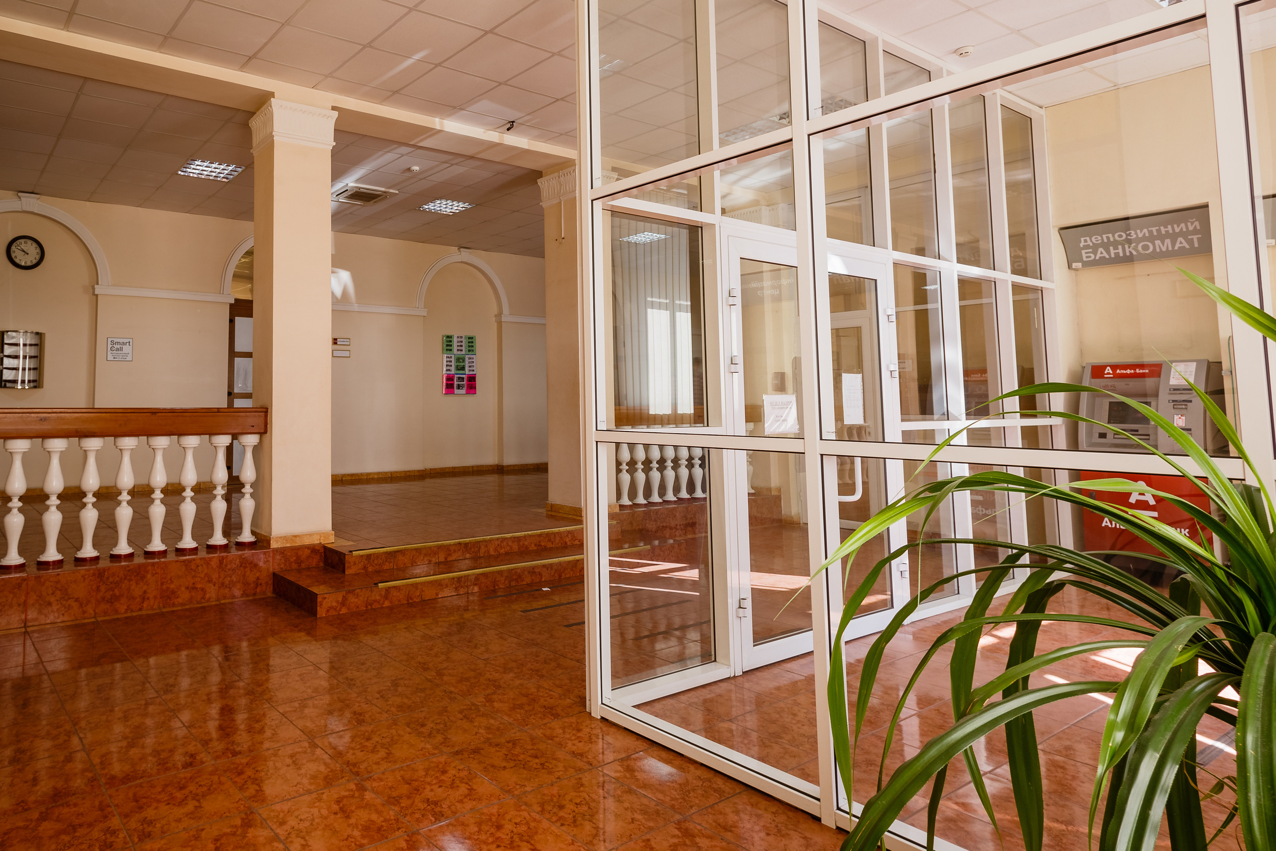 Фото приміщень для рекламних буклетів. Зйомка фасадів та інтер’єрів