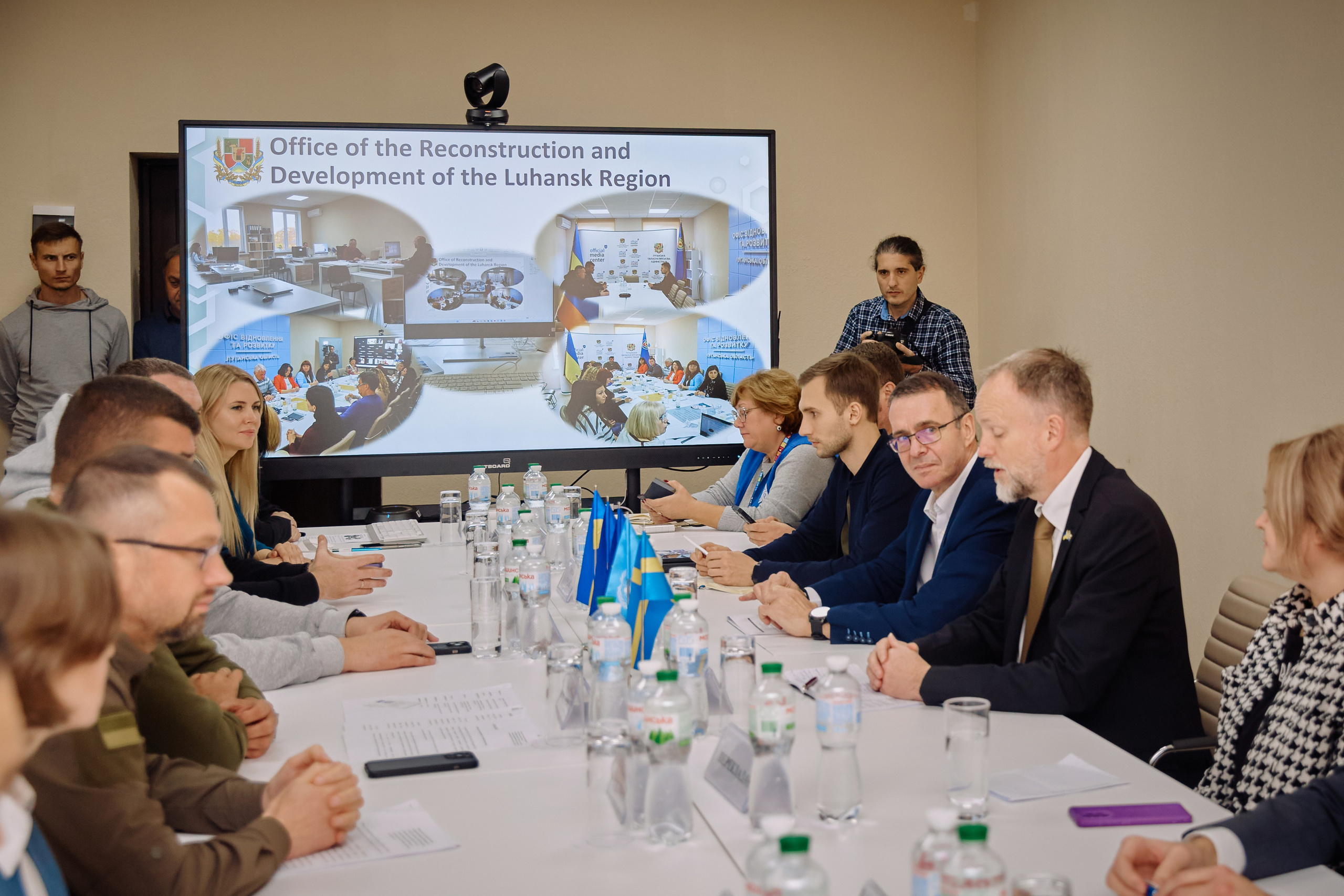 Фото зустрічі посла Австрії, з головами Дніпропетровської, Донецької, Луганської Військової ОДА