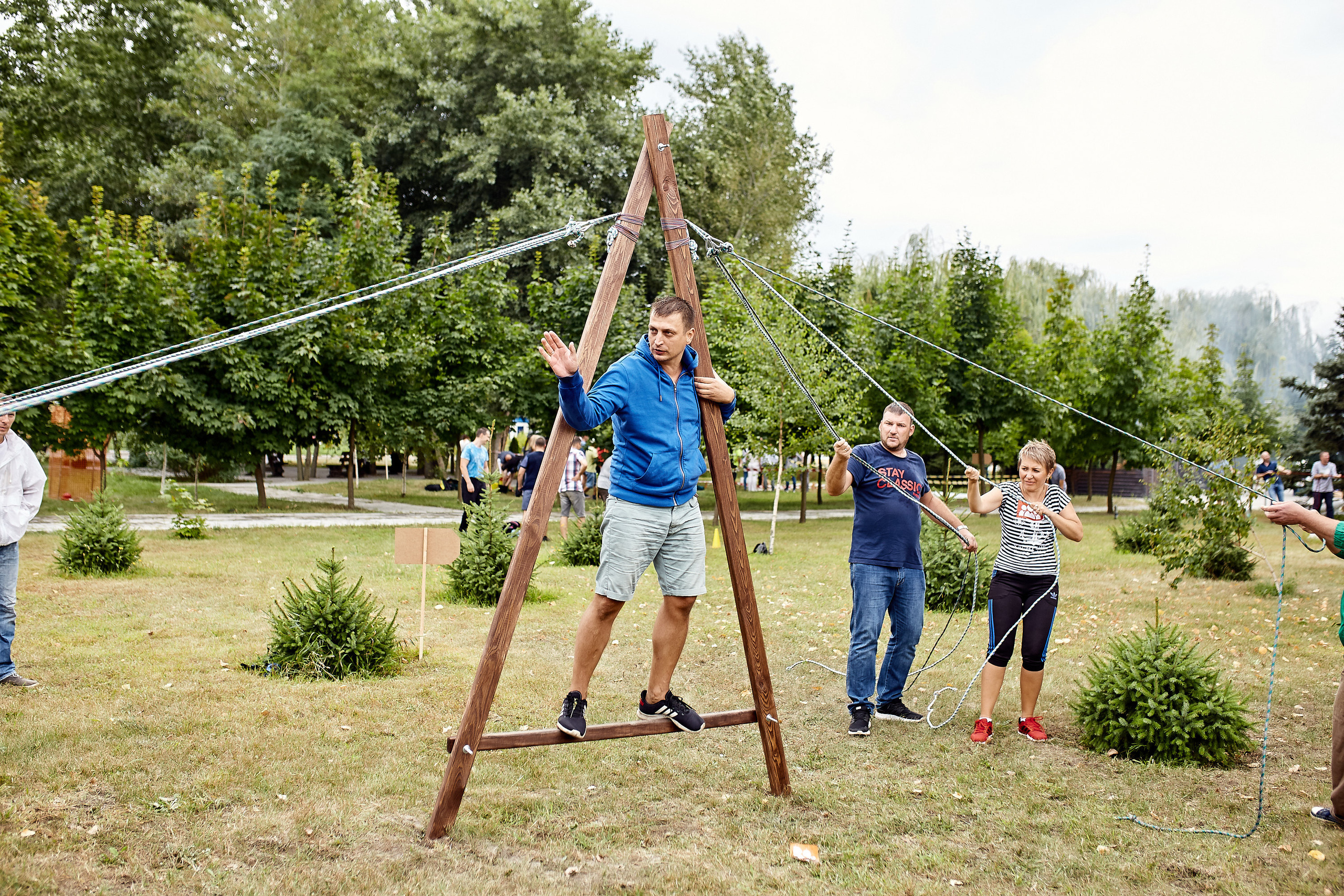 Репортажна фотосессія тимбілдингу для компанії Метінвест Інжинірінг
