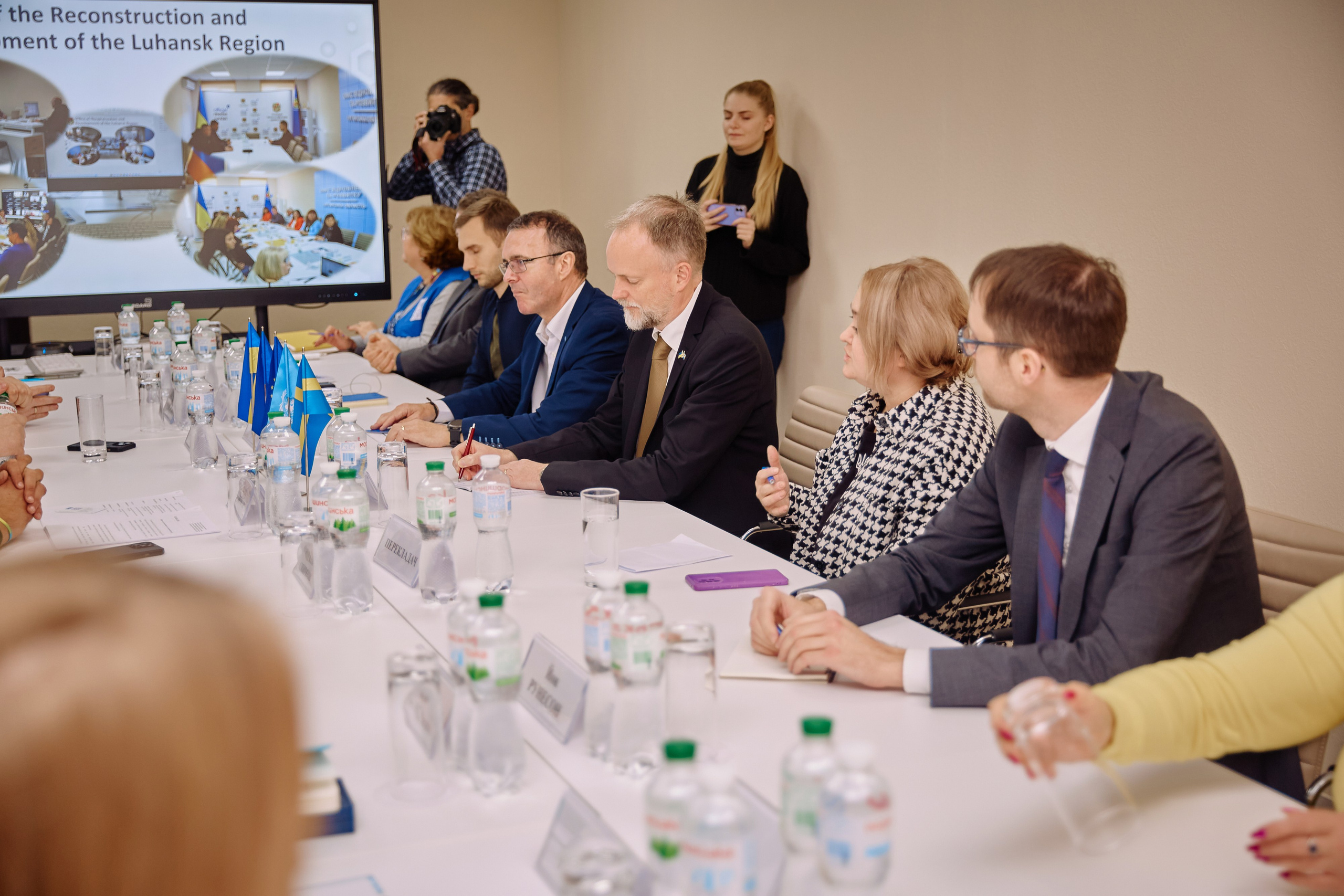 Фото зустрічі посла Австрії, з головами Дніпропетровської, Донецької, Луганської Військової ОДА