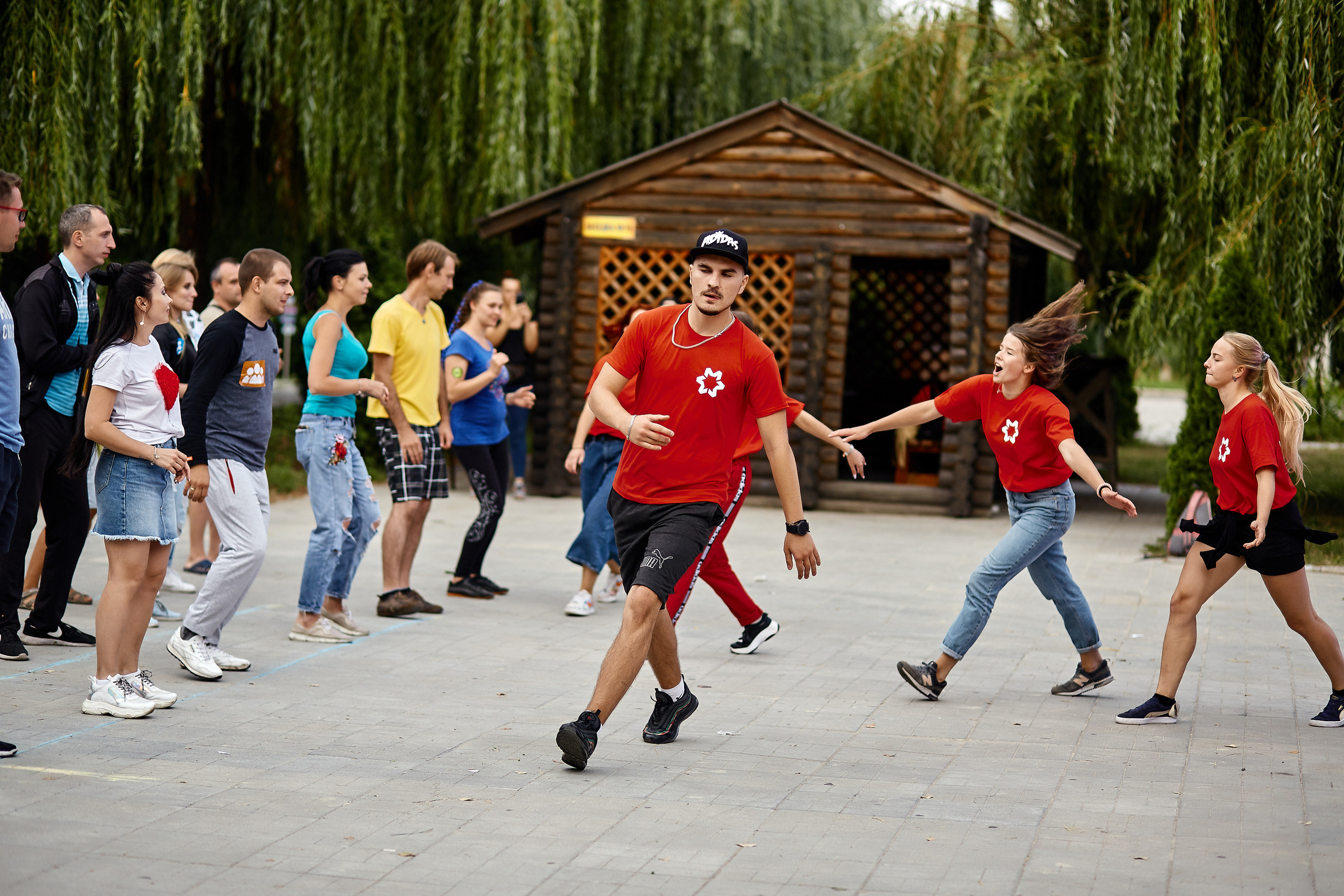 Репортажна фотосессія тимбілдингу для компанії Метінвест Інжинірінг