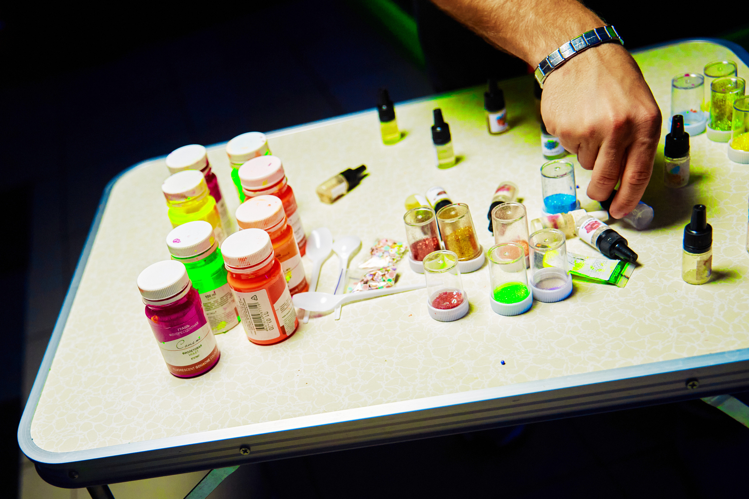 Фотограф на дитячий день народження у Дніпрі - неоновий клуб City Golf