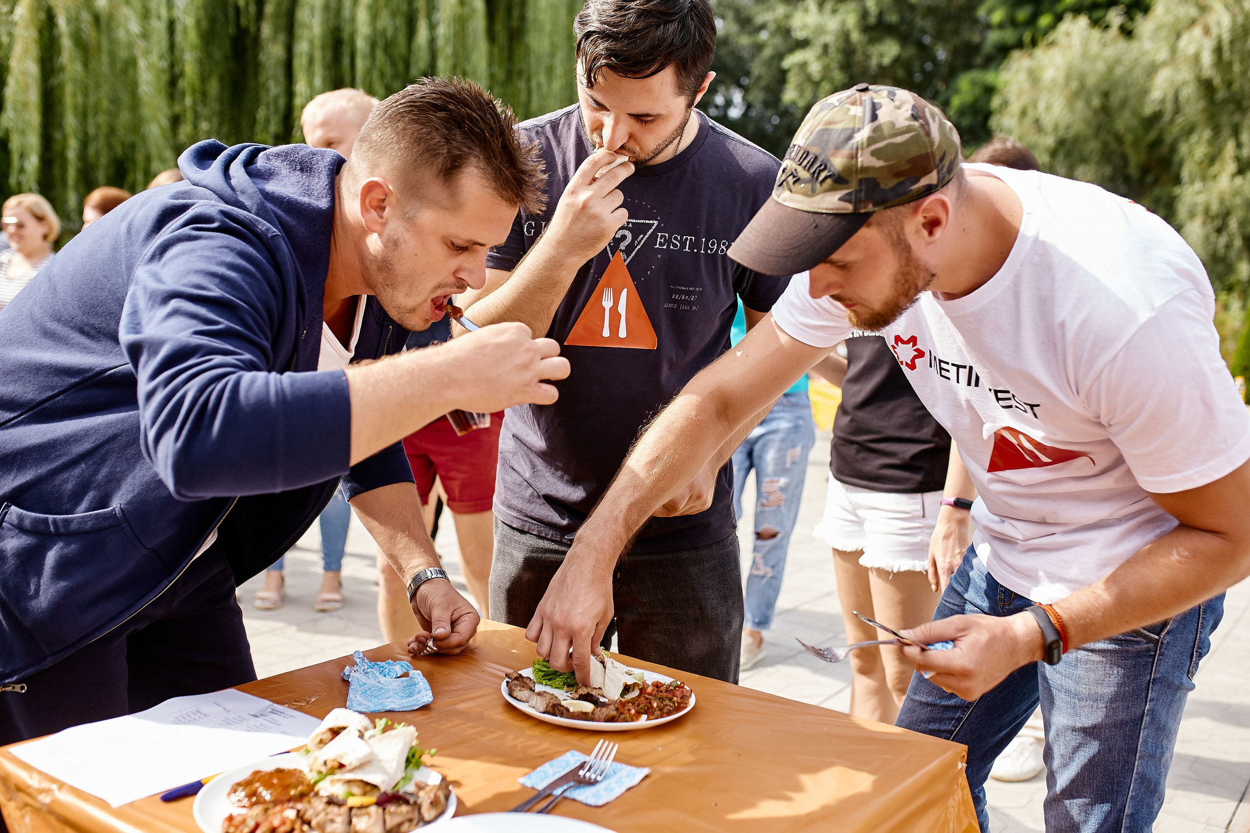 Репортажна фотосессія тимбілдингу для компанії Метінвест Інжинірінг