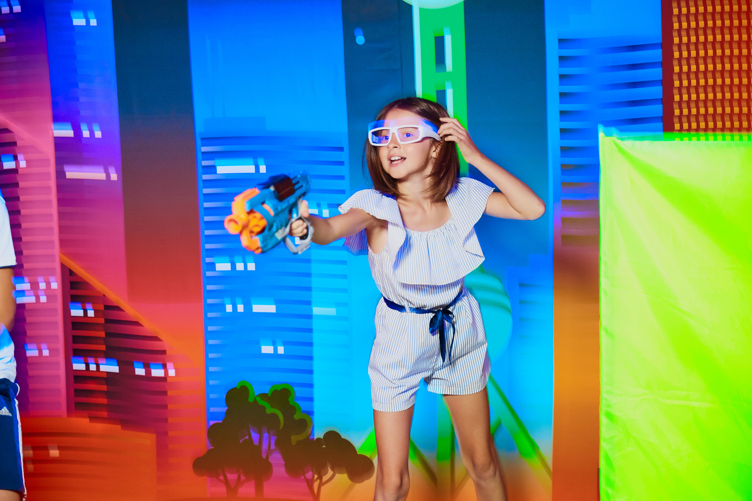 Фотограф на дитячий день народження у Дніпрі - неоновий клуб City Golf