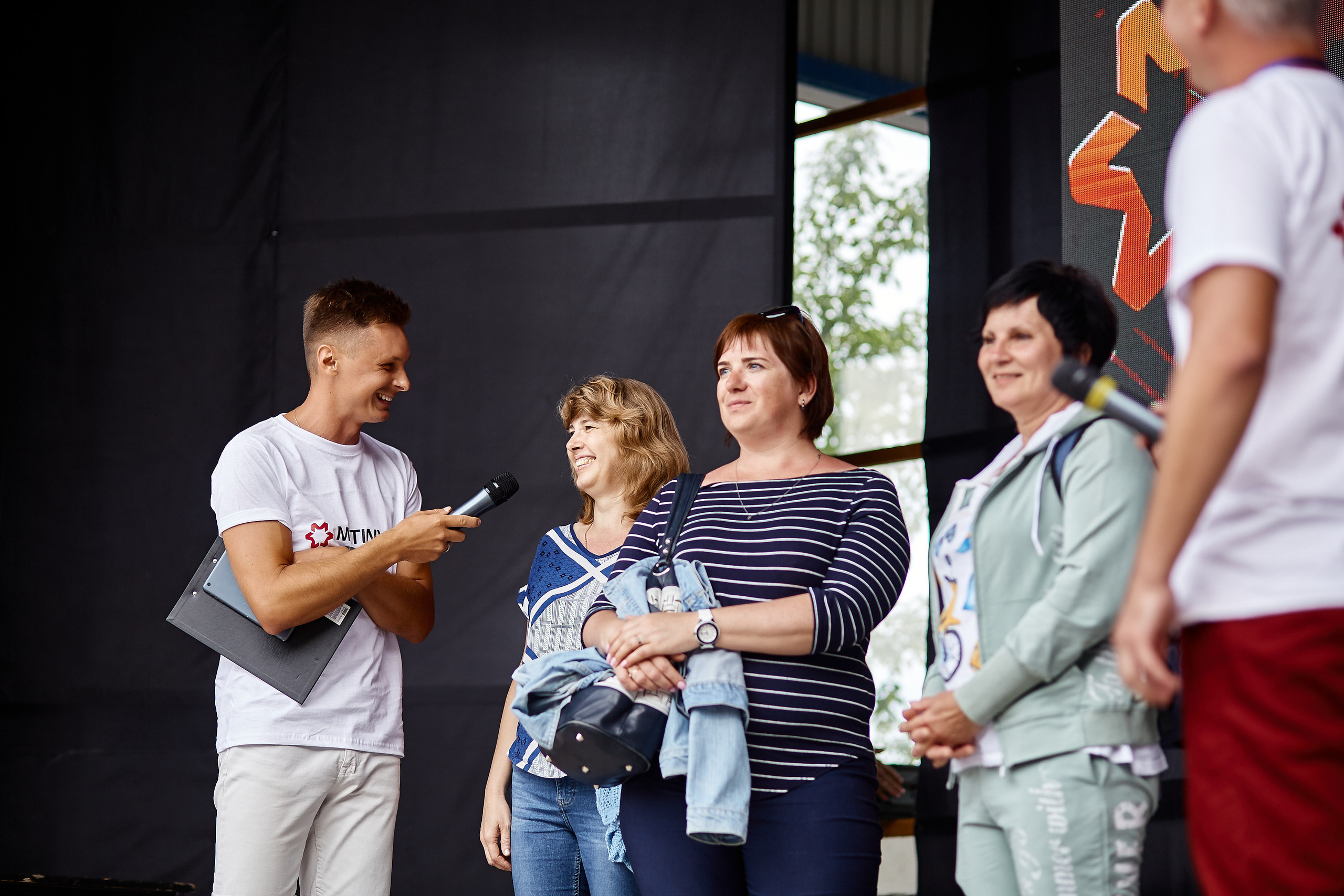 Репортажна фотосессія тимбілдингу для компанії Метінвест Інжинірінг