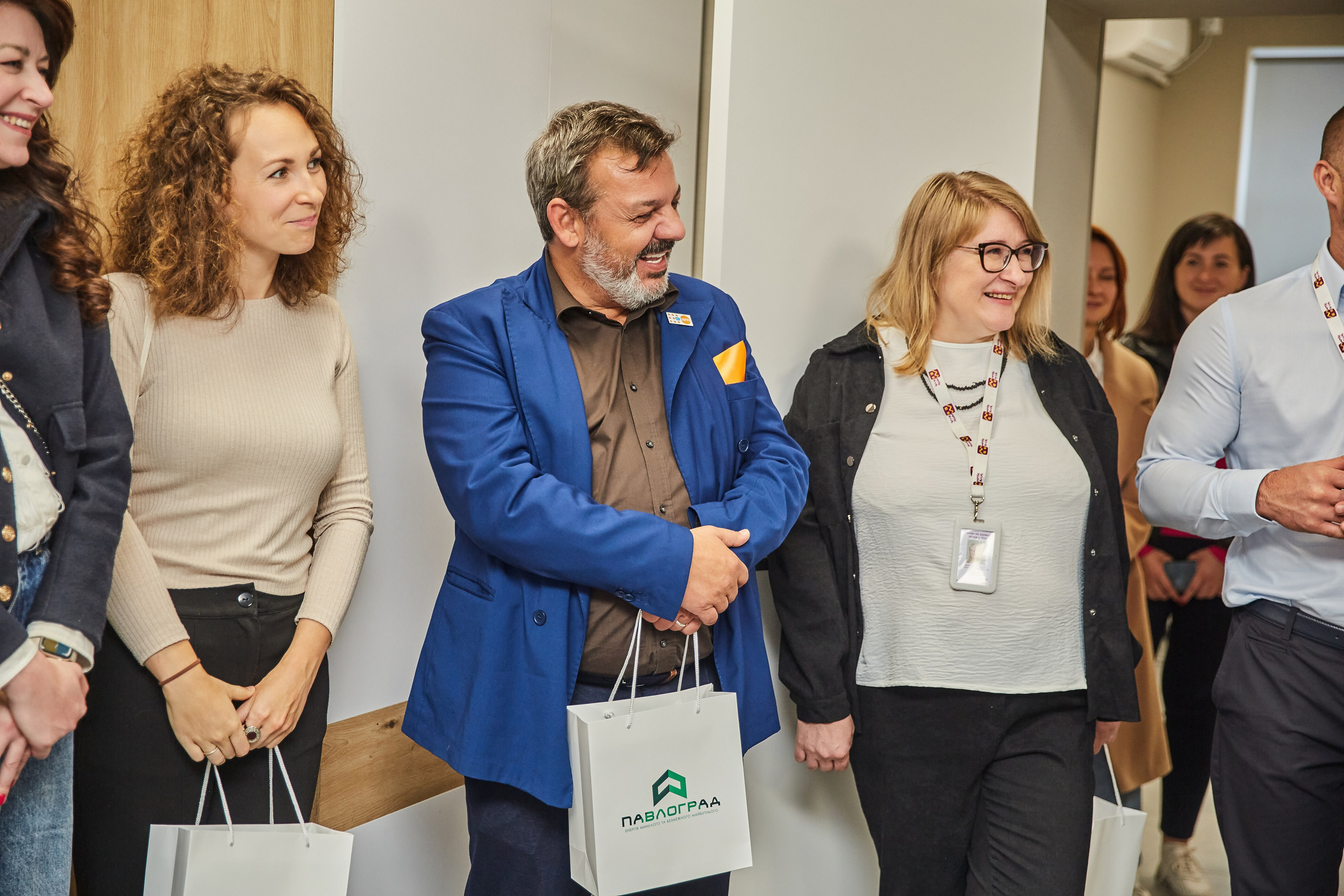 Репортажний фотограф Дніпро. Відкритя кризового центру у Павлограді