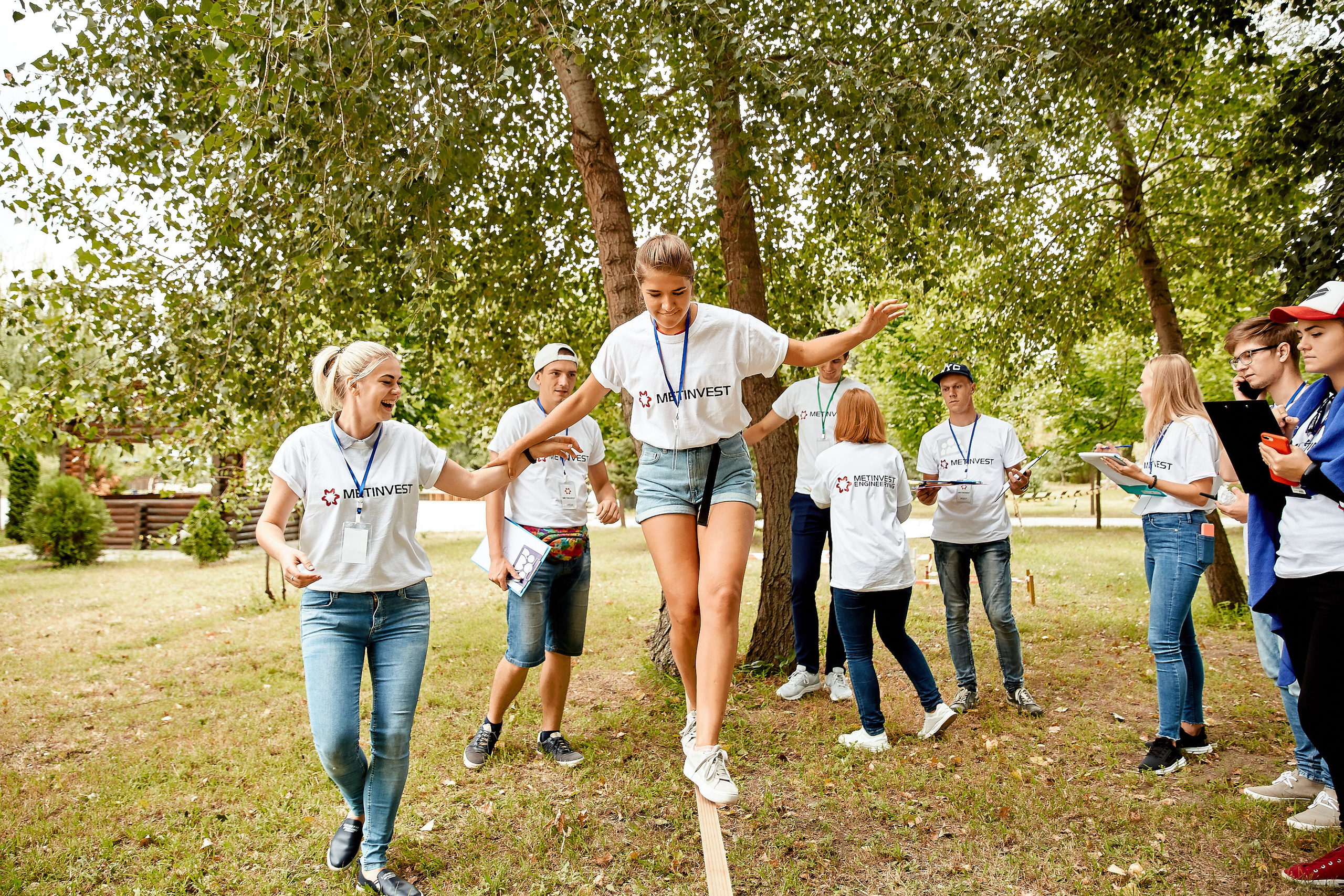 Репортажна фотосессія тимбілдингу для компанії Метінвест Інжинірінг