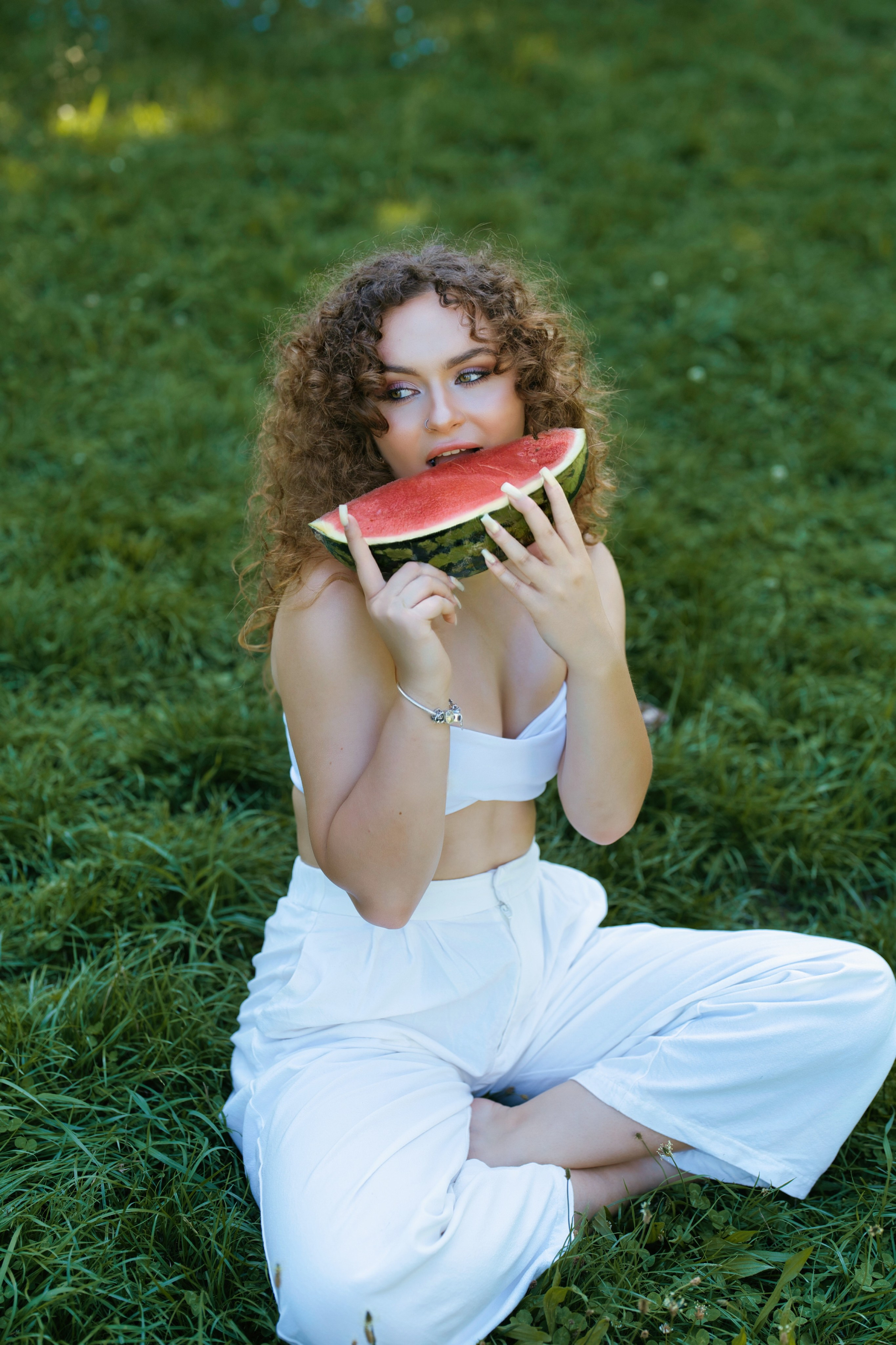 Літня фотосесія з кавуном. Фотограф Анастасія Залужна | Манхайм