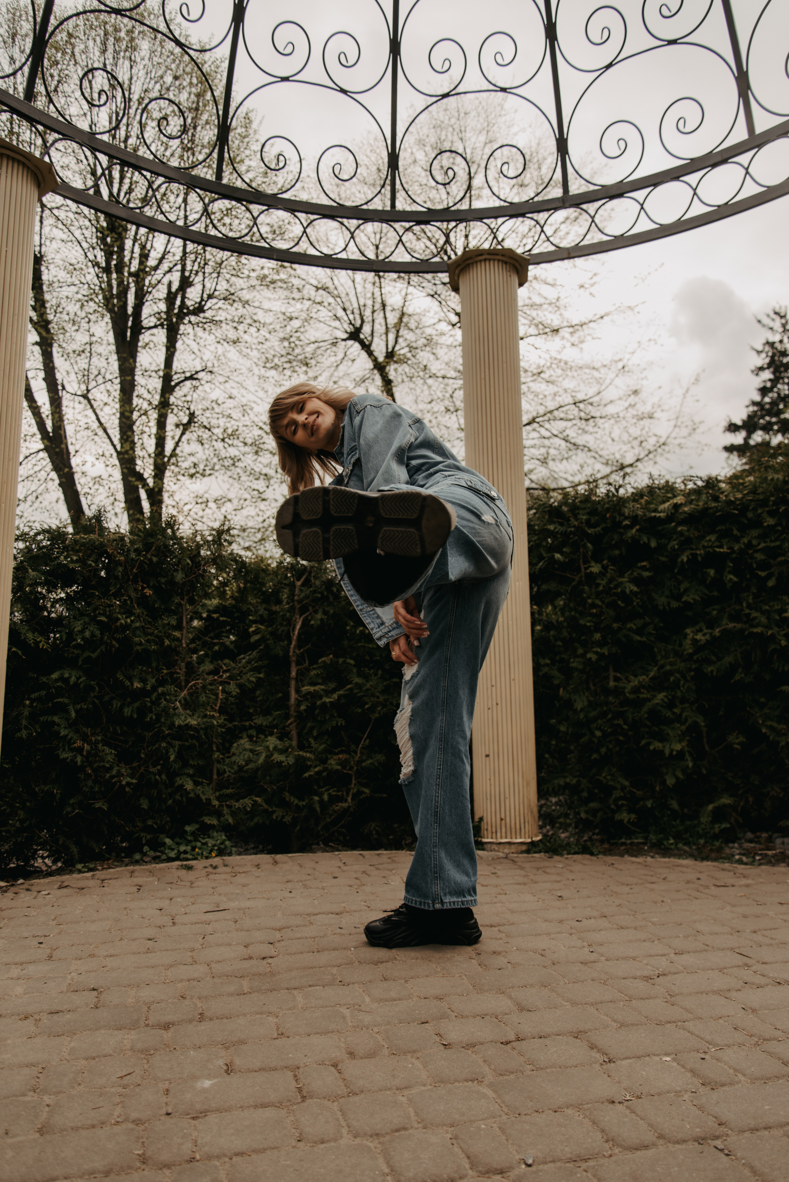 Індивідуальна фотосесія в парку Житомир. Фотограф Анастасія Залужна | Манхайм