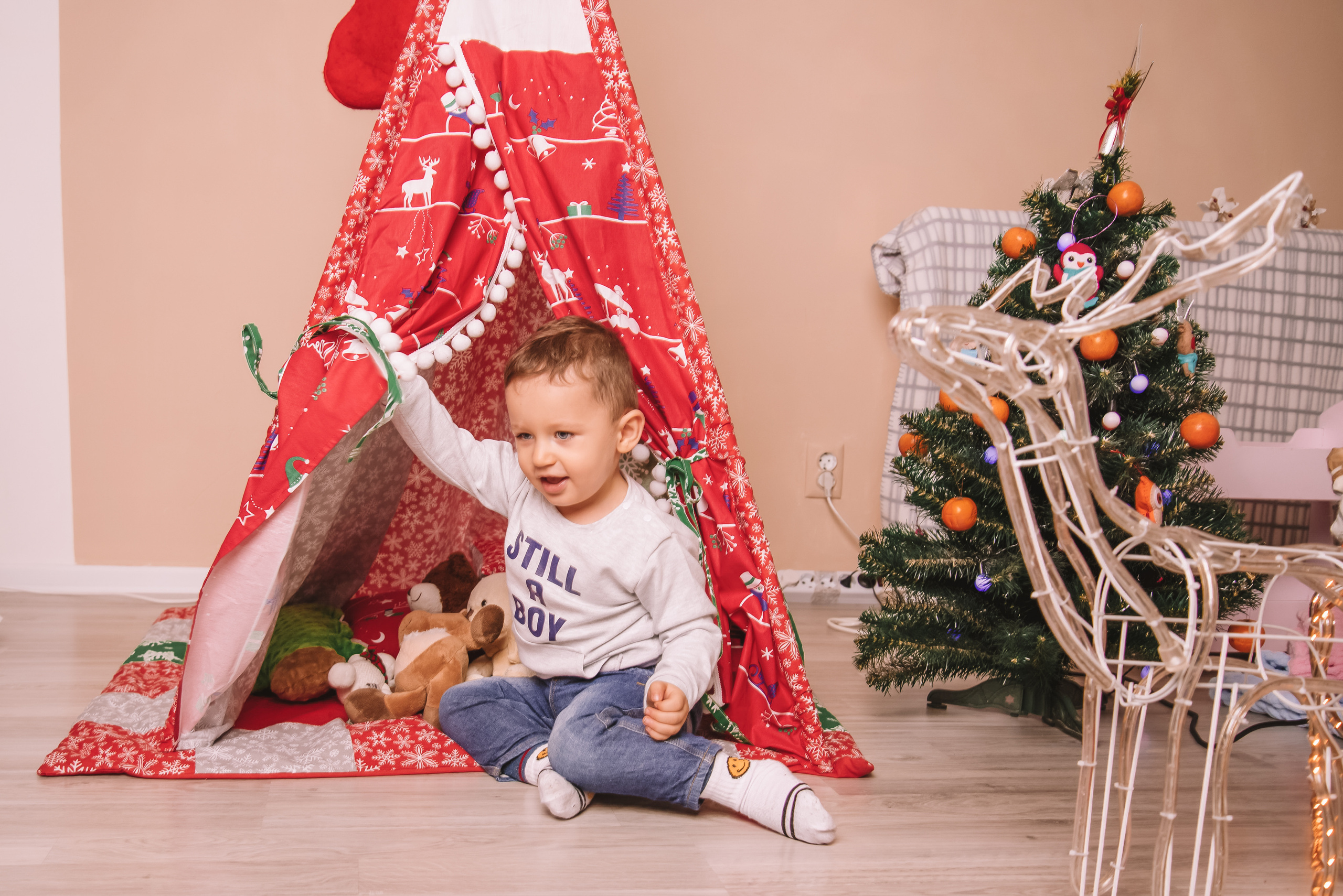 Сімейна новорічна фотосесія в студії. Anastasiia Zaluzhna Fotografin | Mannheim