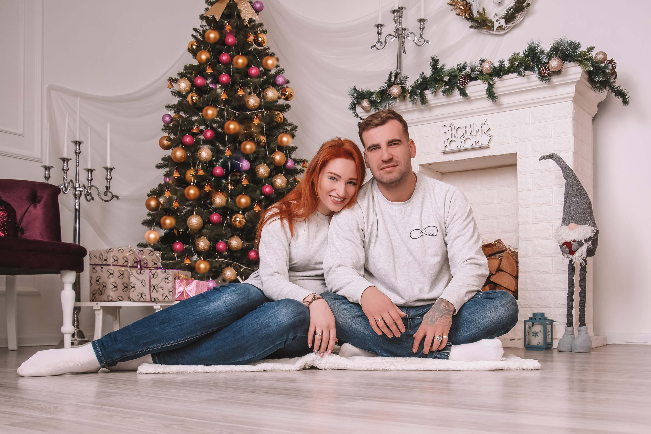 Сімейна новорічна фотосесія в студії. Anastasiia Zaluzhna Fotografin | Mannheim