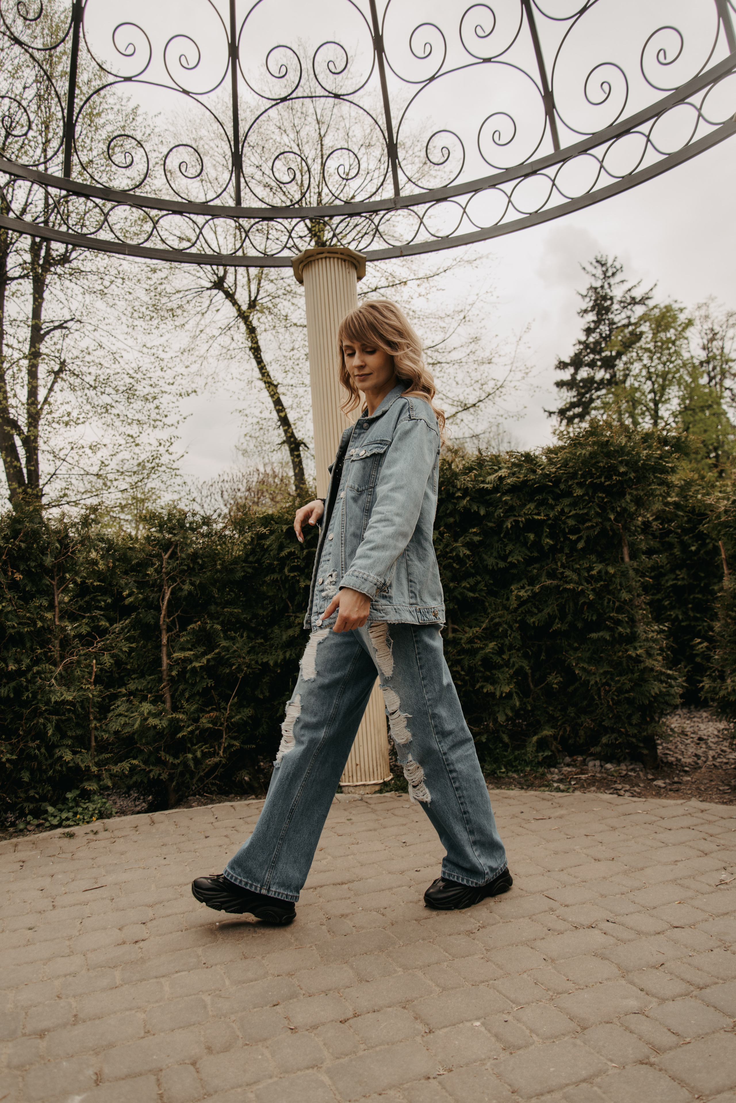 Індивідуальна фотосесія в парку Житомир. Фотограф Анастасія Залужна | Манхайм