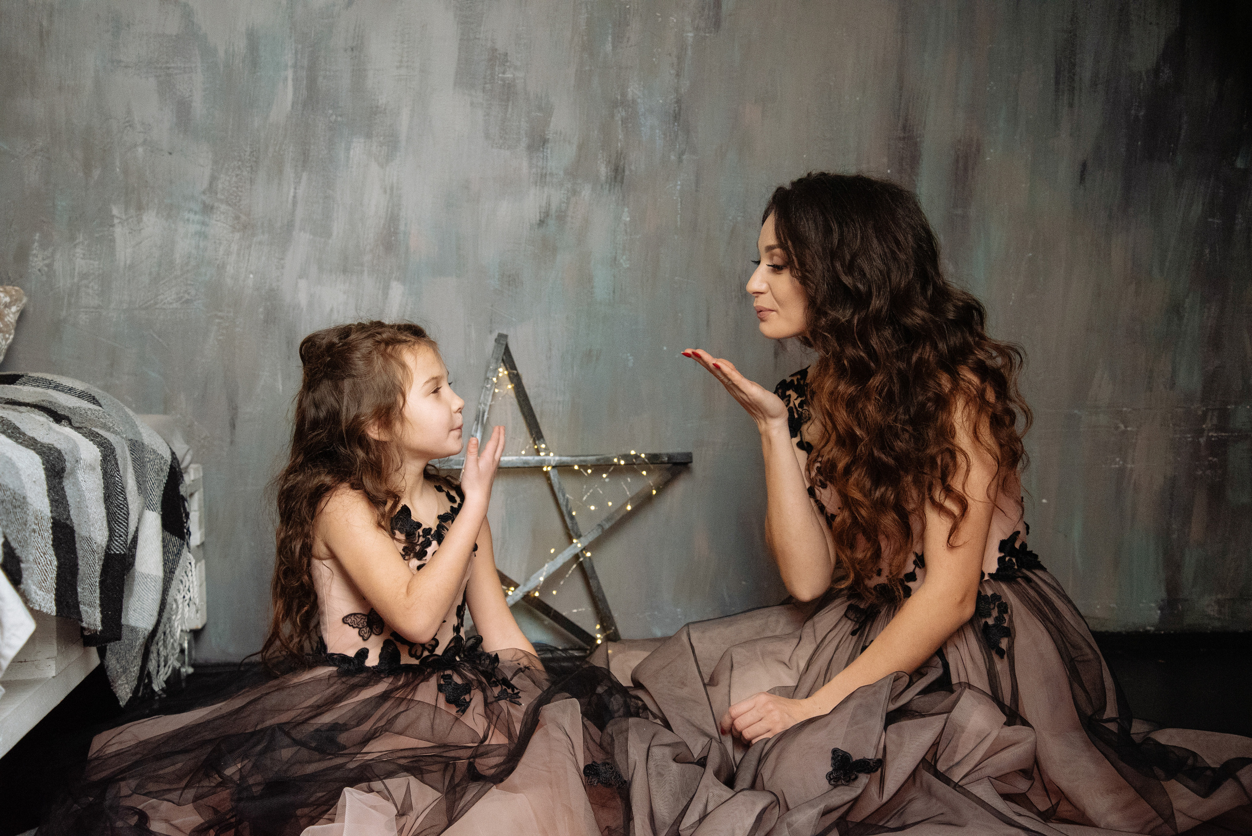 Новорічна фотосесія мами і донечки Житомир. Фотограф Анастасія Залужна | Манхайм