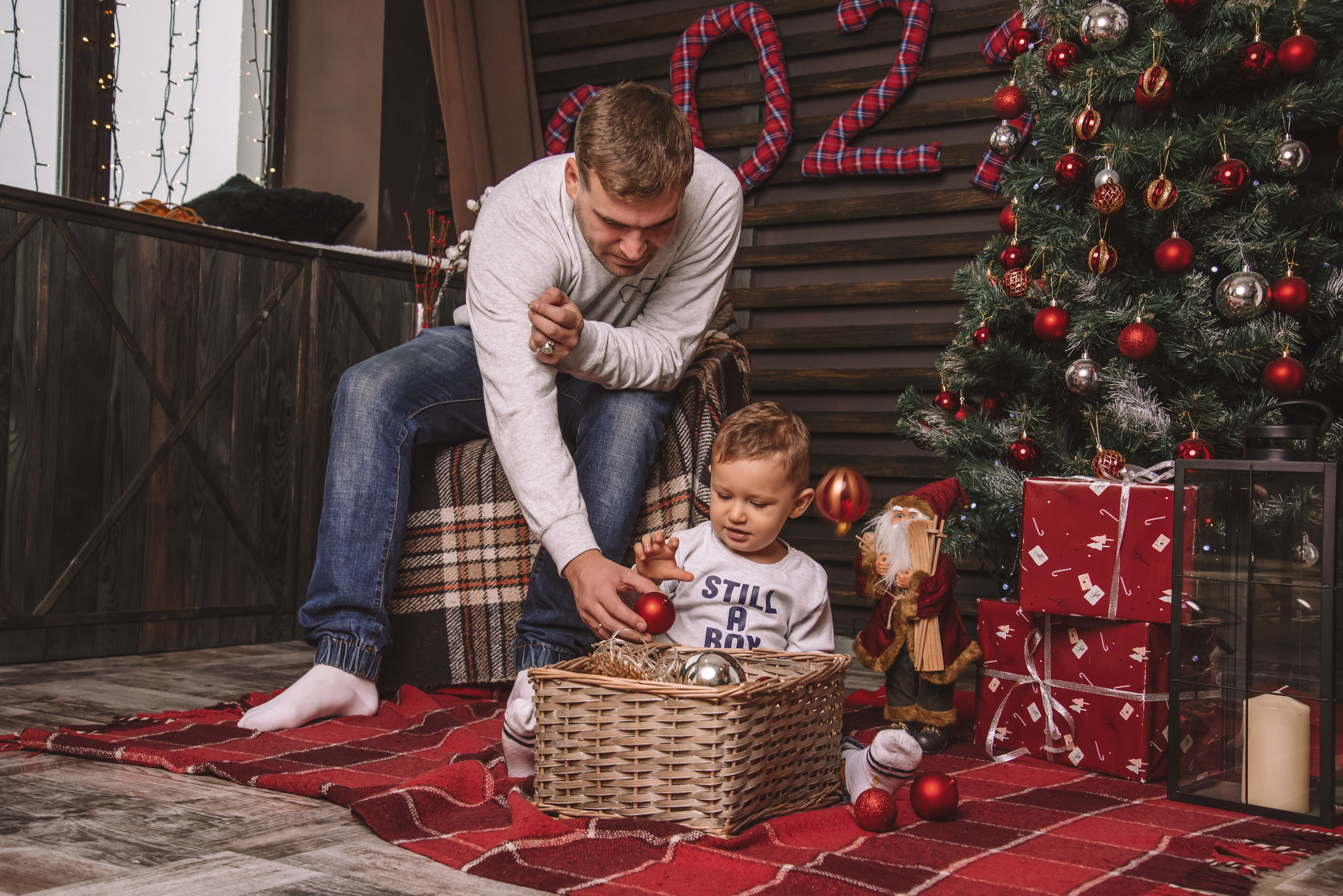 Сімейна новорічна фотосесія в студії. Anastasiia Zaluzhna Fotografin | Mannheim