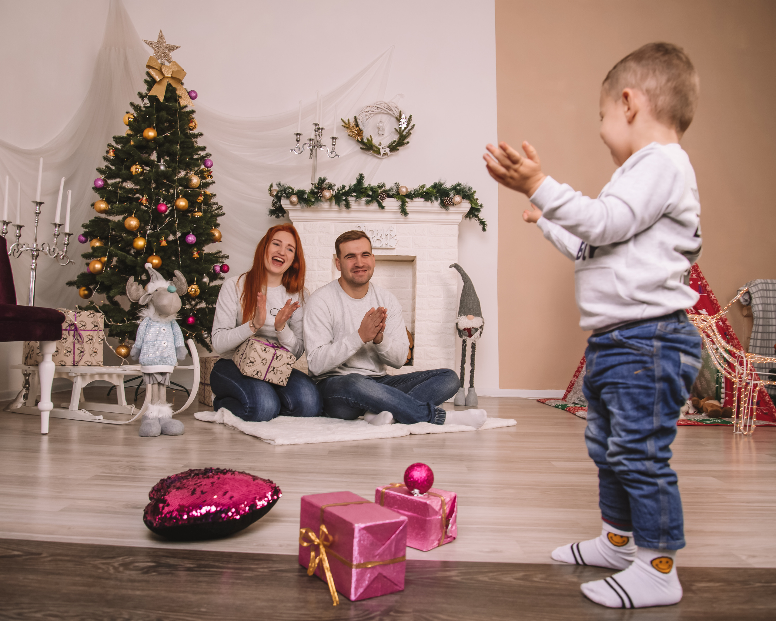 Сімейна новорічна фотосесія в студії. Anastasiia Zaluzhna Fotografin | Mannheim
