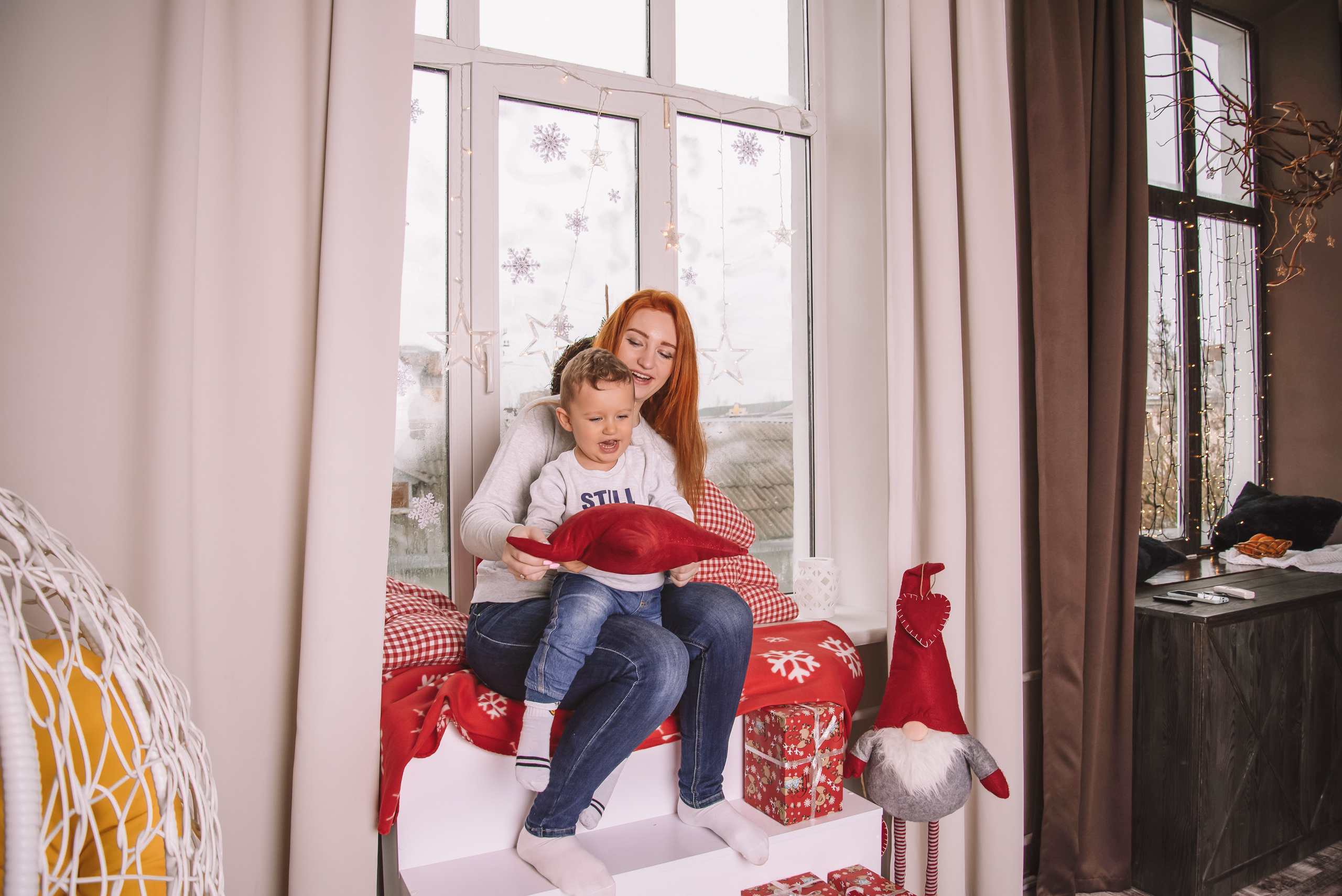 Сімейна новорічна фотосесія в студії. Anastasiia Zaluzhna Fotografin | Mannheim