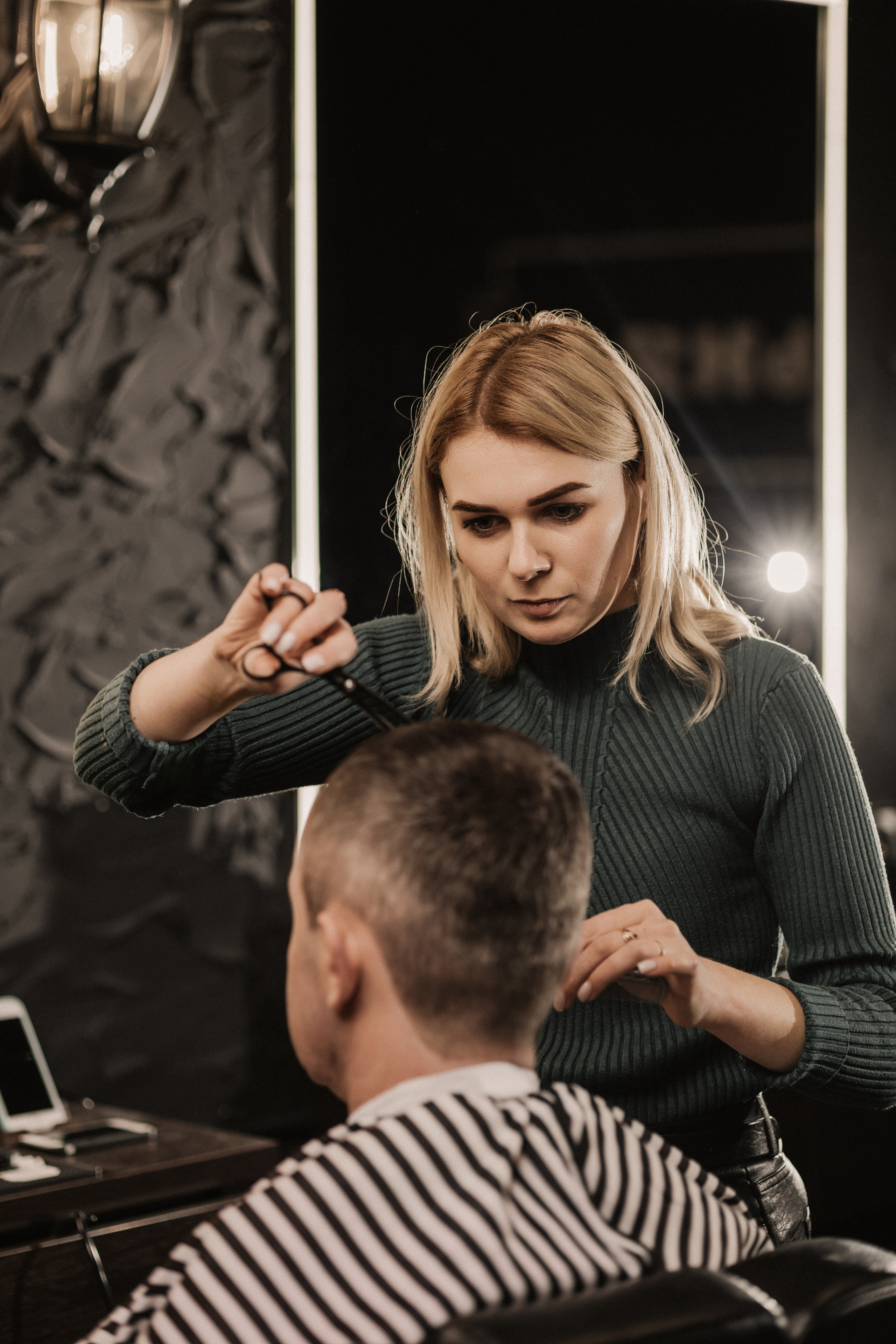 Цирульна #1. Весільний та репортажний фотограф в Чернівцях, Олексій Зацерковний