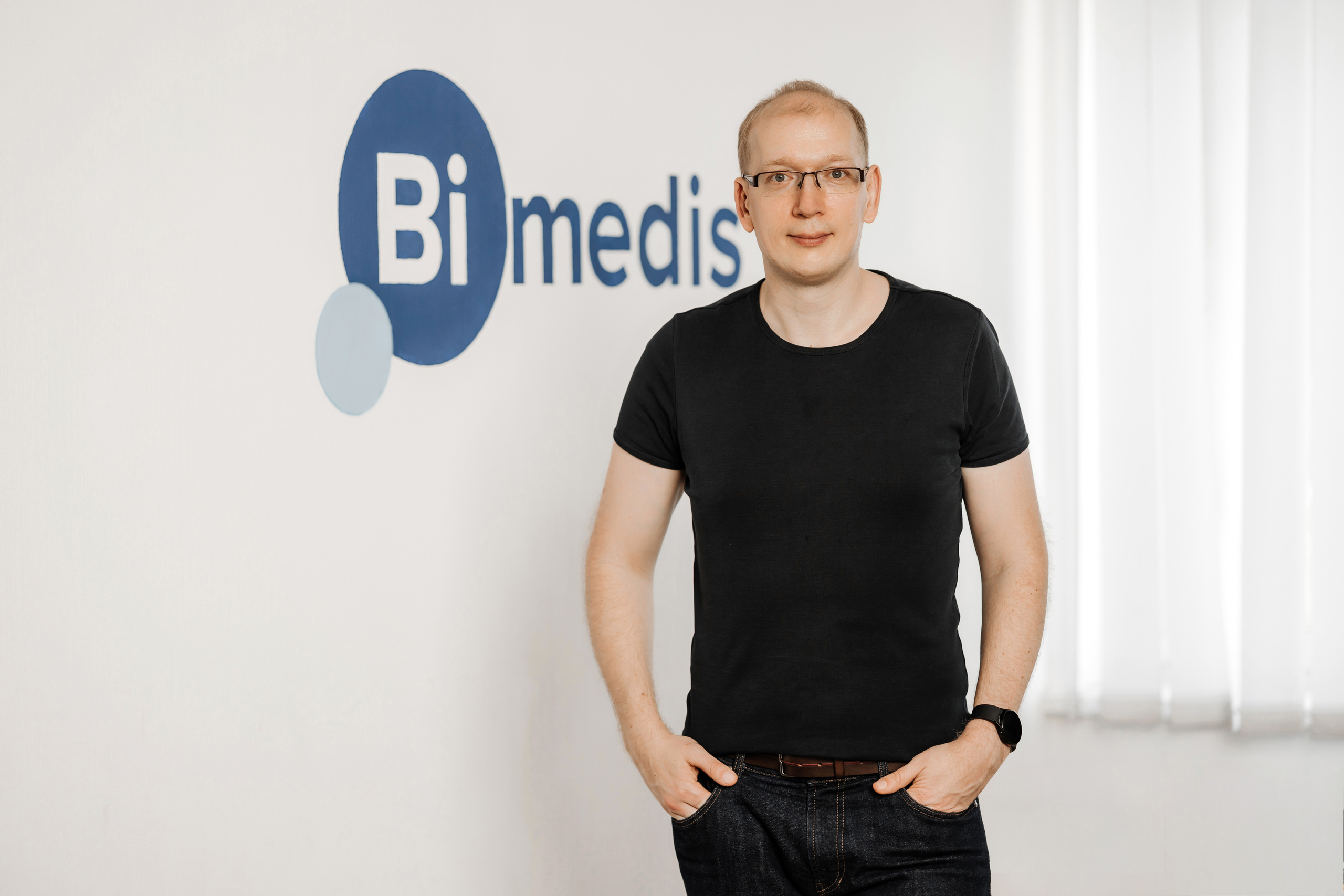 Ділова фотозйомка (Базисмед). Весільний та репортажний фотограф в Чернівцях, Олексій Зацерковний