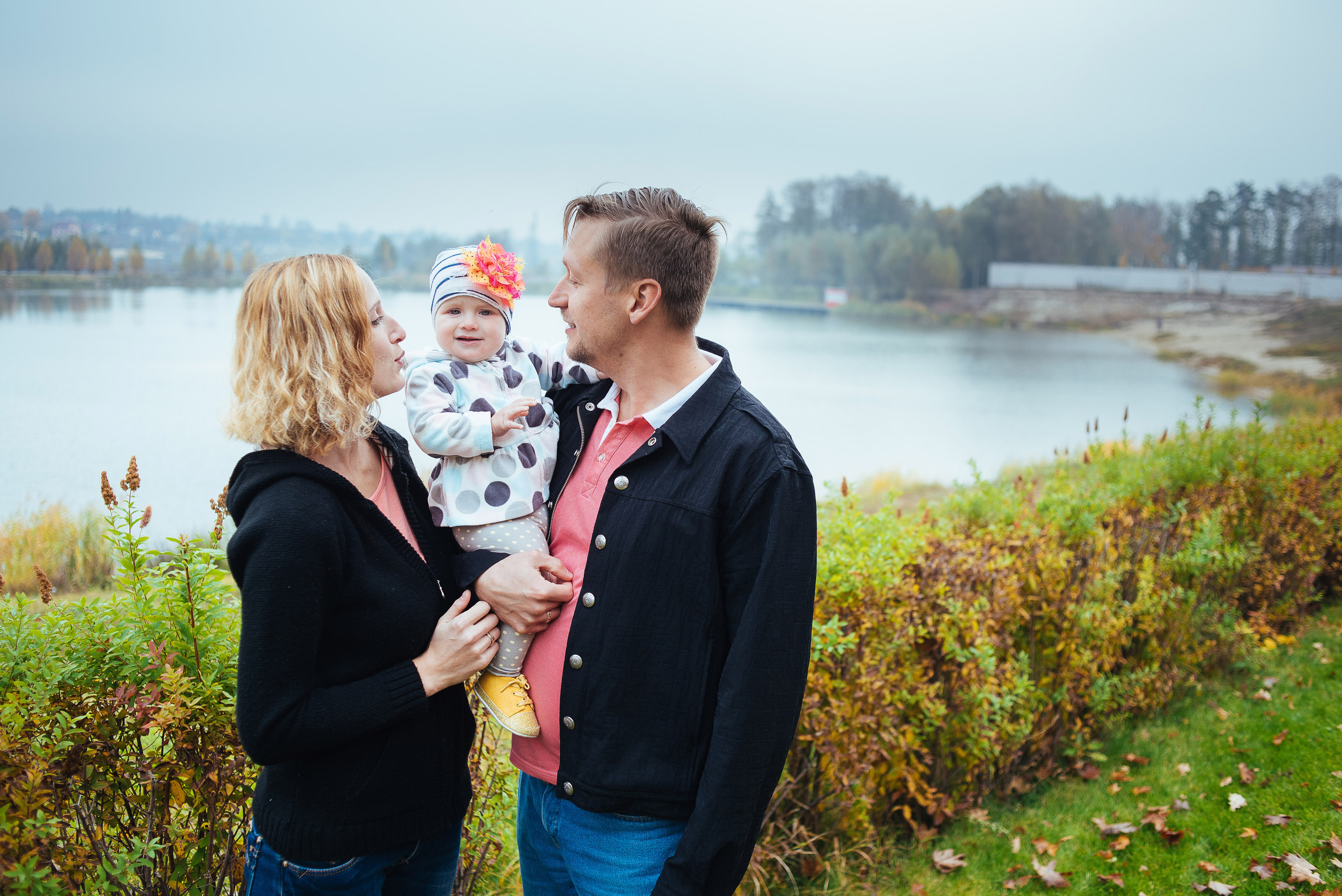 Прогулка восени. Весільний та сімейний фотограф в Києві