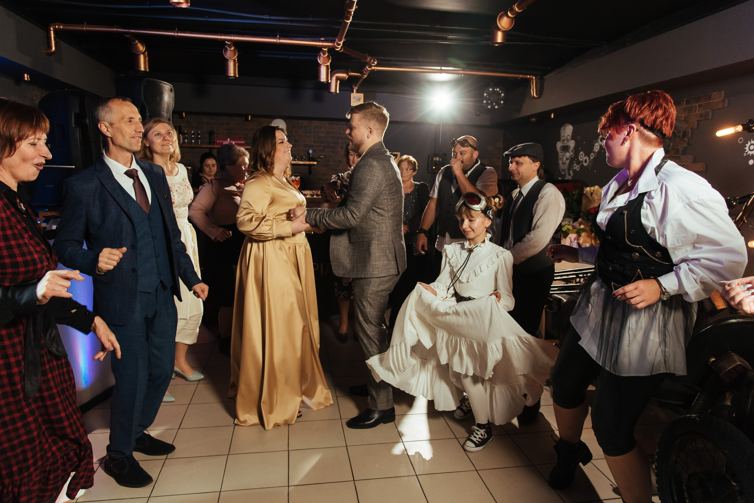 Віктор та Вероніка «Steampunk style wedding». Весільний та сімейний фотограф в Києві