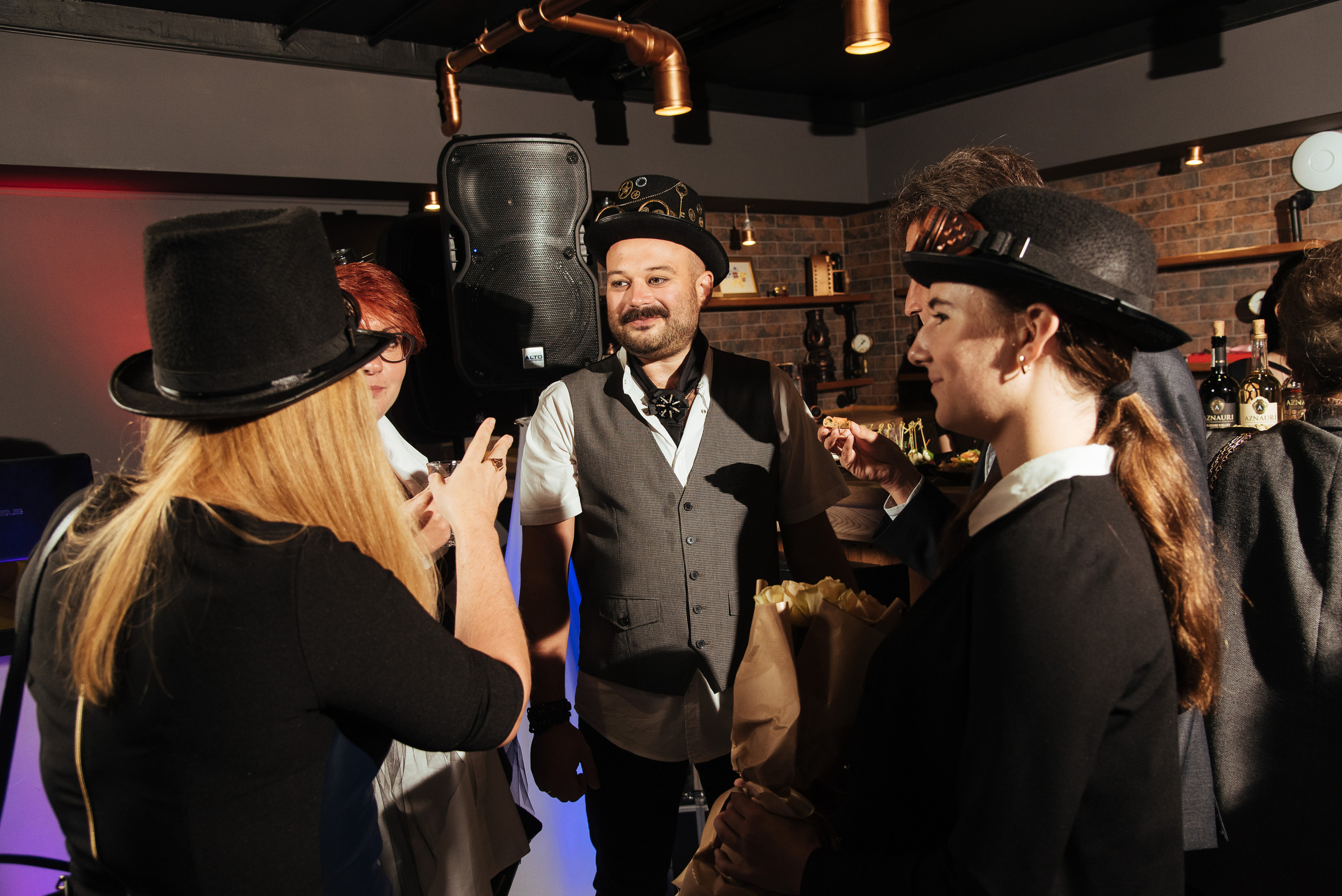 Віктор та Вероніка «Steampunk style wedding». Весільний та сімейний фотограф в Києві