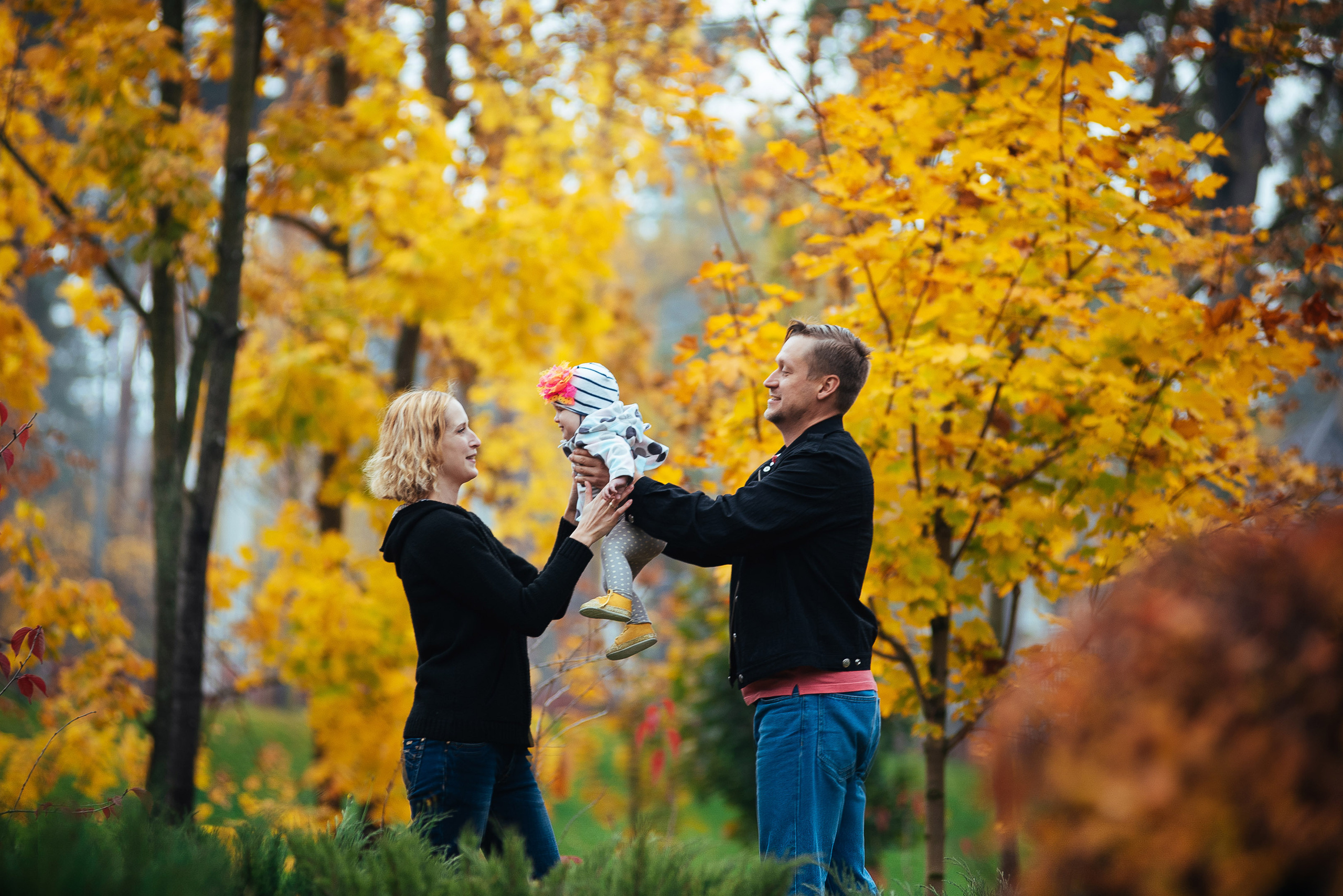 Прогулка восени. Весільний та сімейний фотограф в Києві