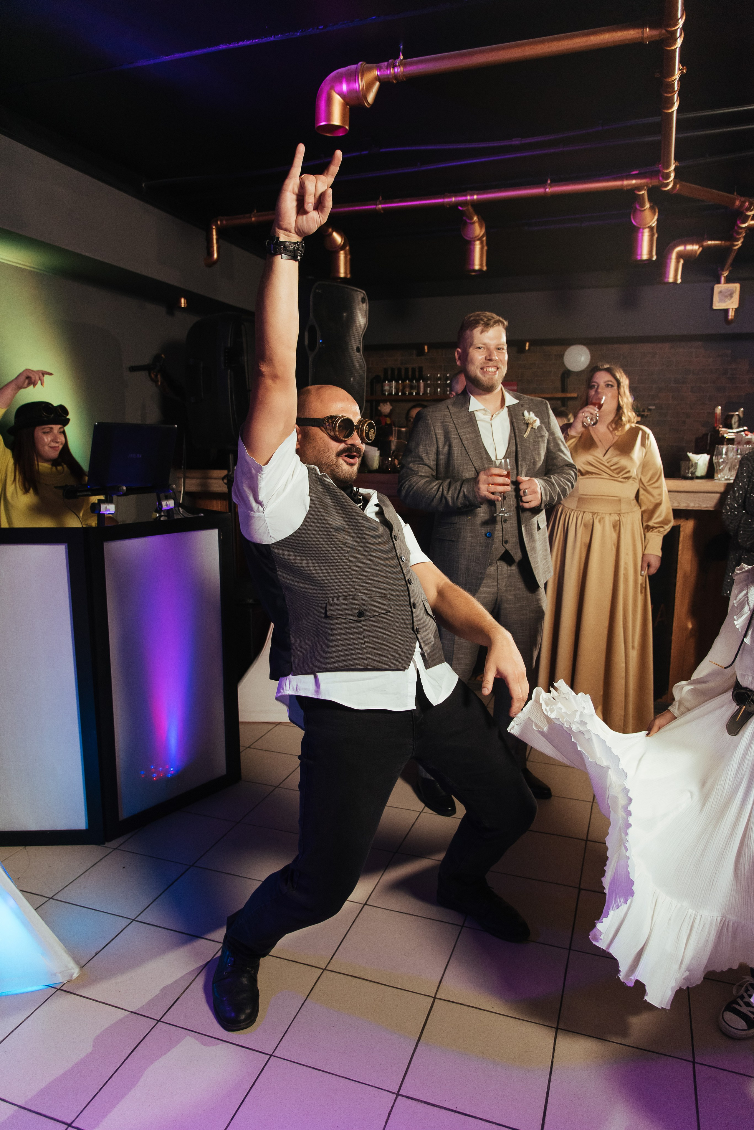 Віктор та Вероніка «Steampunk style wedding». Весільний та сімейний фотограф в Києві