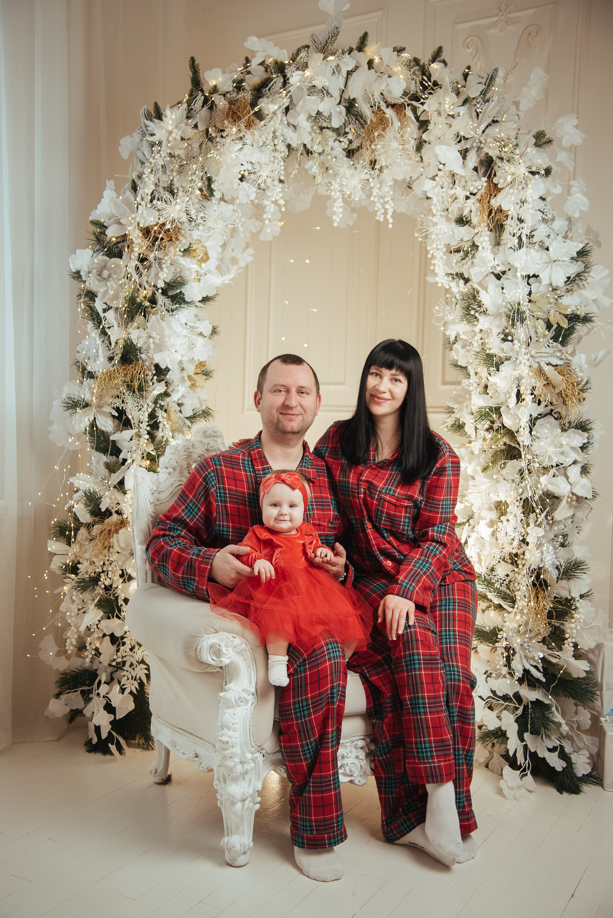 Студійна новорічна зйомка. Весільний та сімейний фотограф в Києві