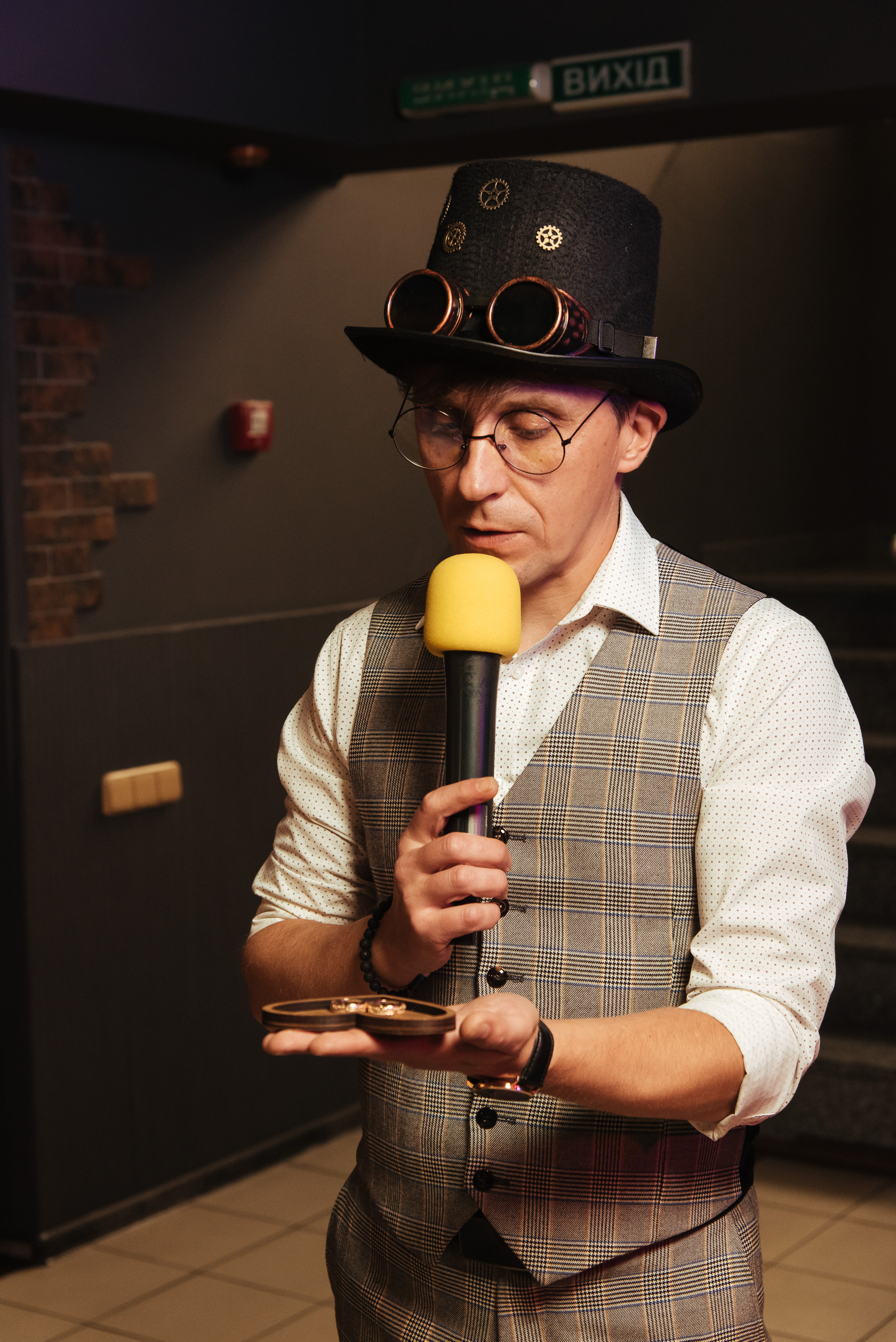 Віктор та Вероніка «Steampunk style wedding». Весільний та сімейний фотограф в Києві