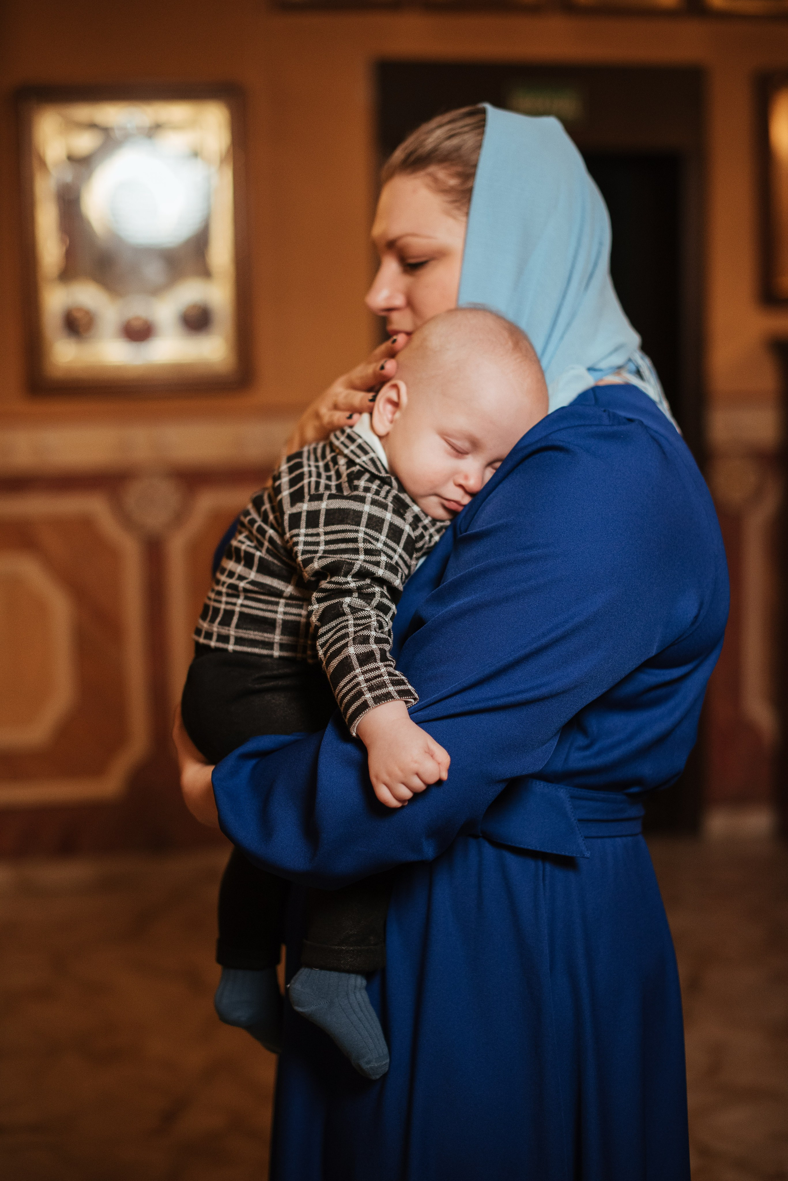 Хрещення маленького Ярослава. Весільний та сімейний фотограф в Києві