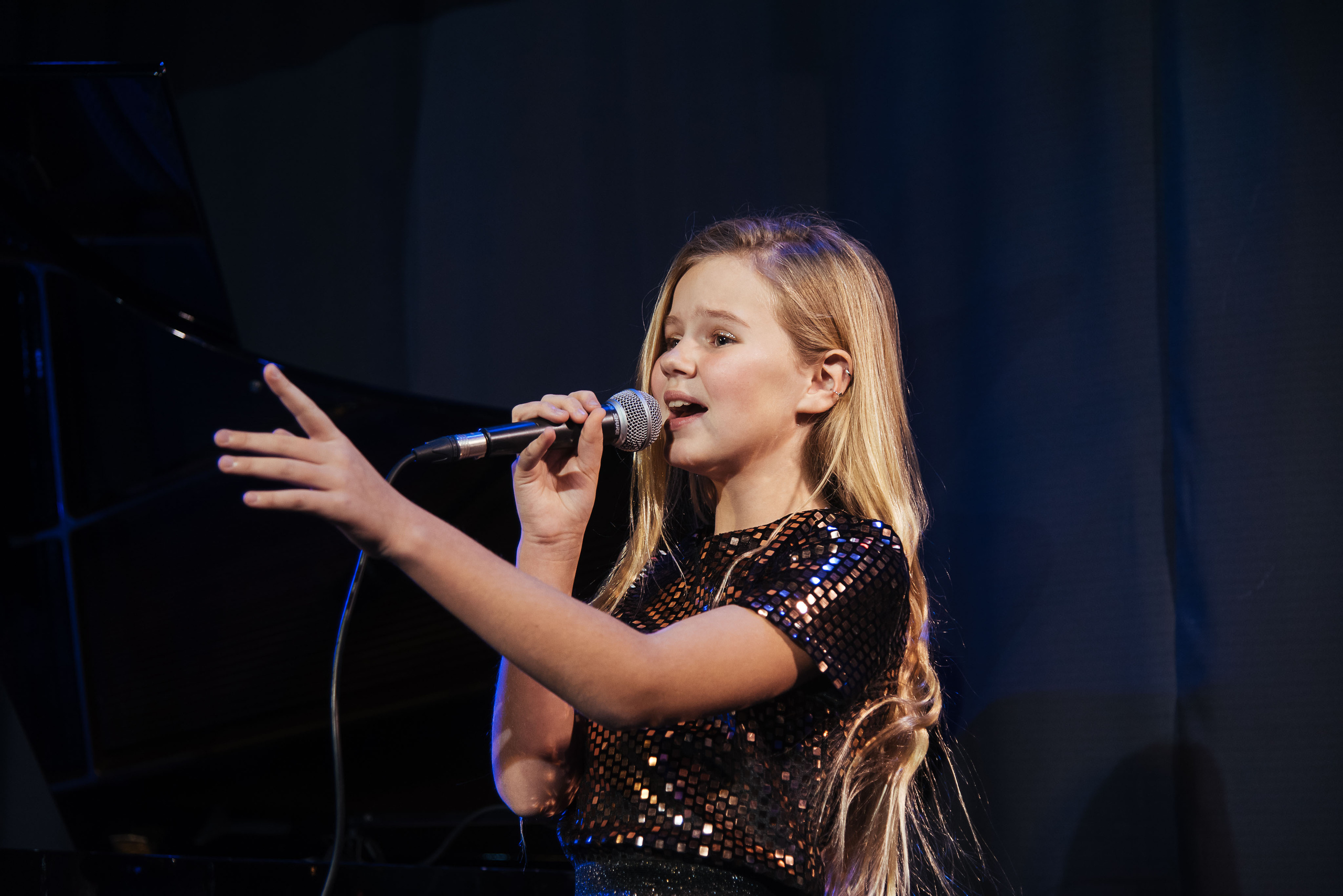 Новорічний концерт. Весільний та сімейний фотограф в Києві