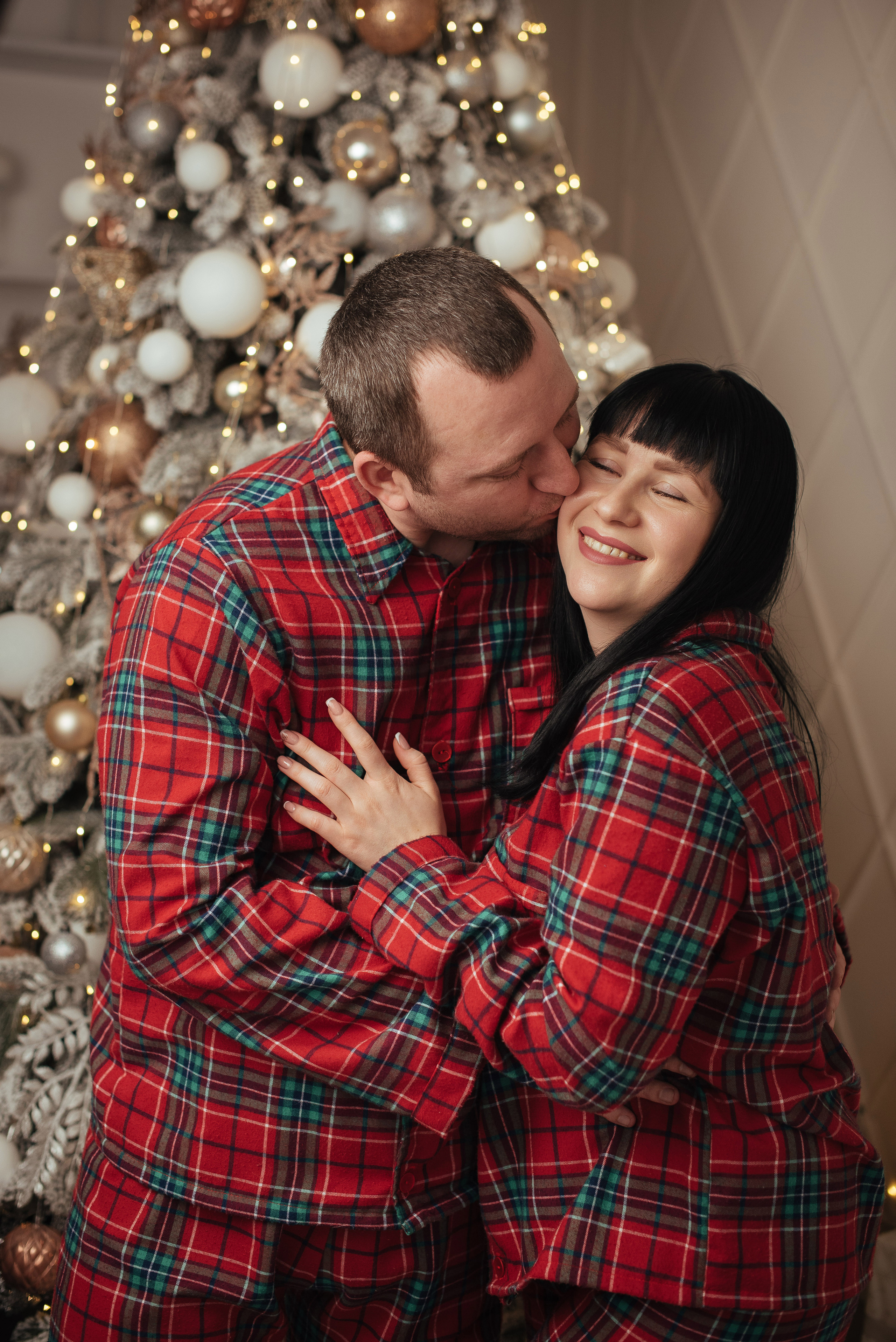 Студійна новорічна зйомка. Весільний та сімейний фотограф в Києві