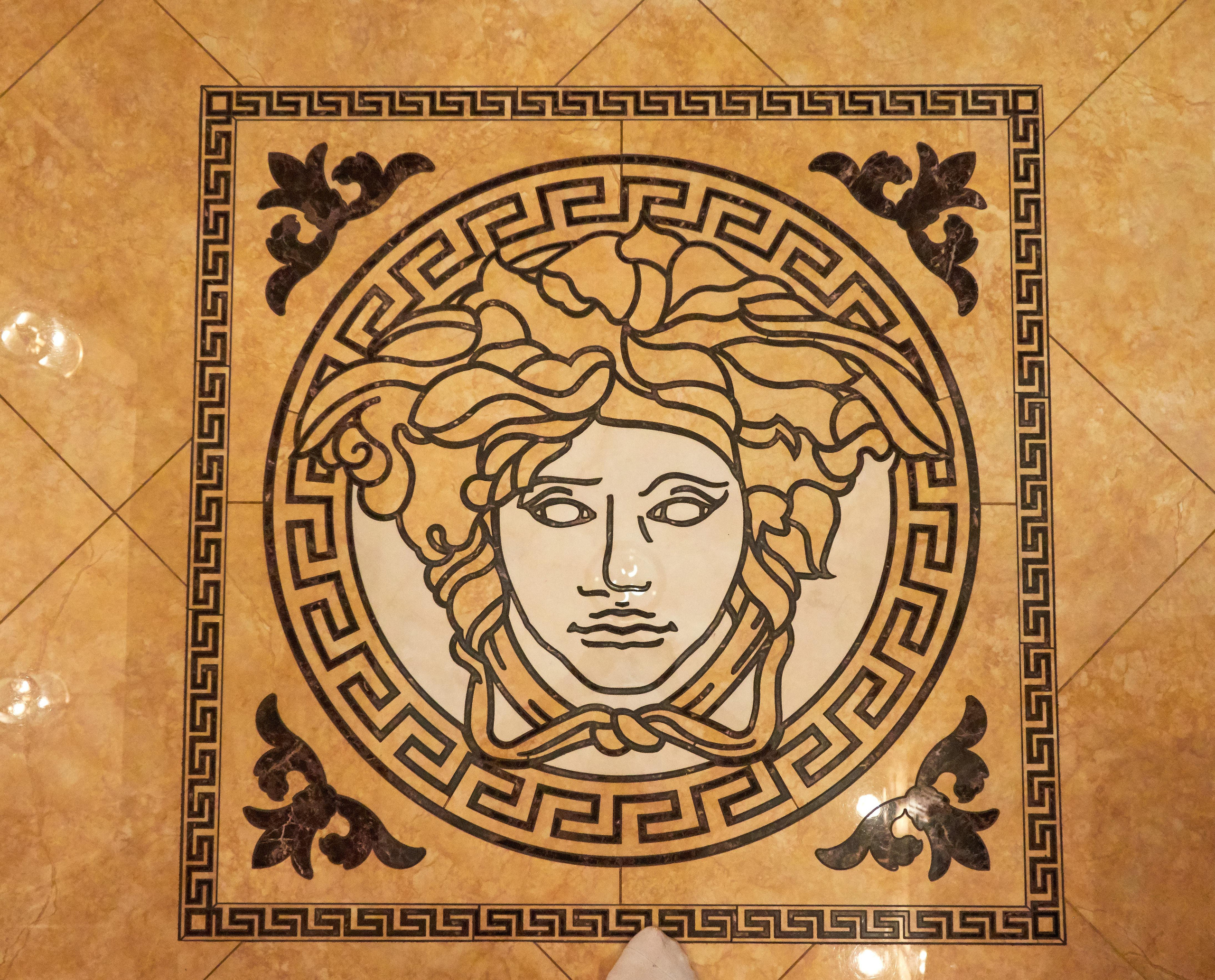 Апартаменты 3. Creative director Fashion and lifestyle photographer