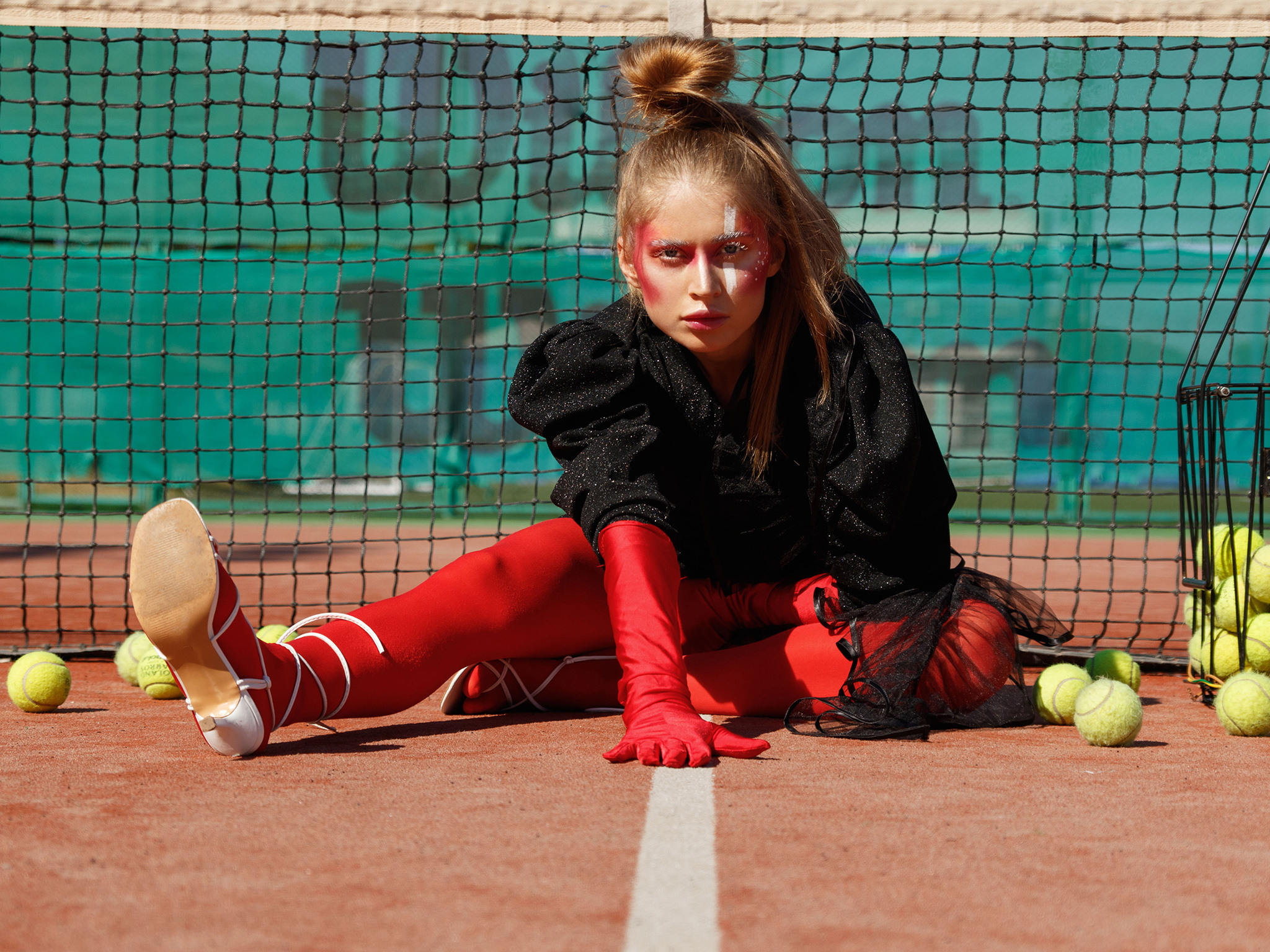 Salyse: November 2020 issue Never ending game. Фешн, имиджевый и предметный фотограф в Украине и ОАЭ