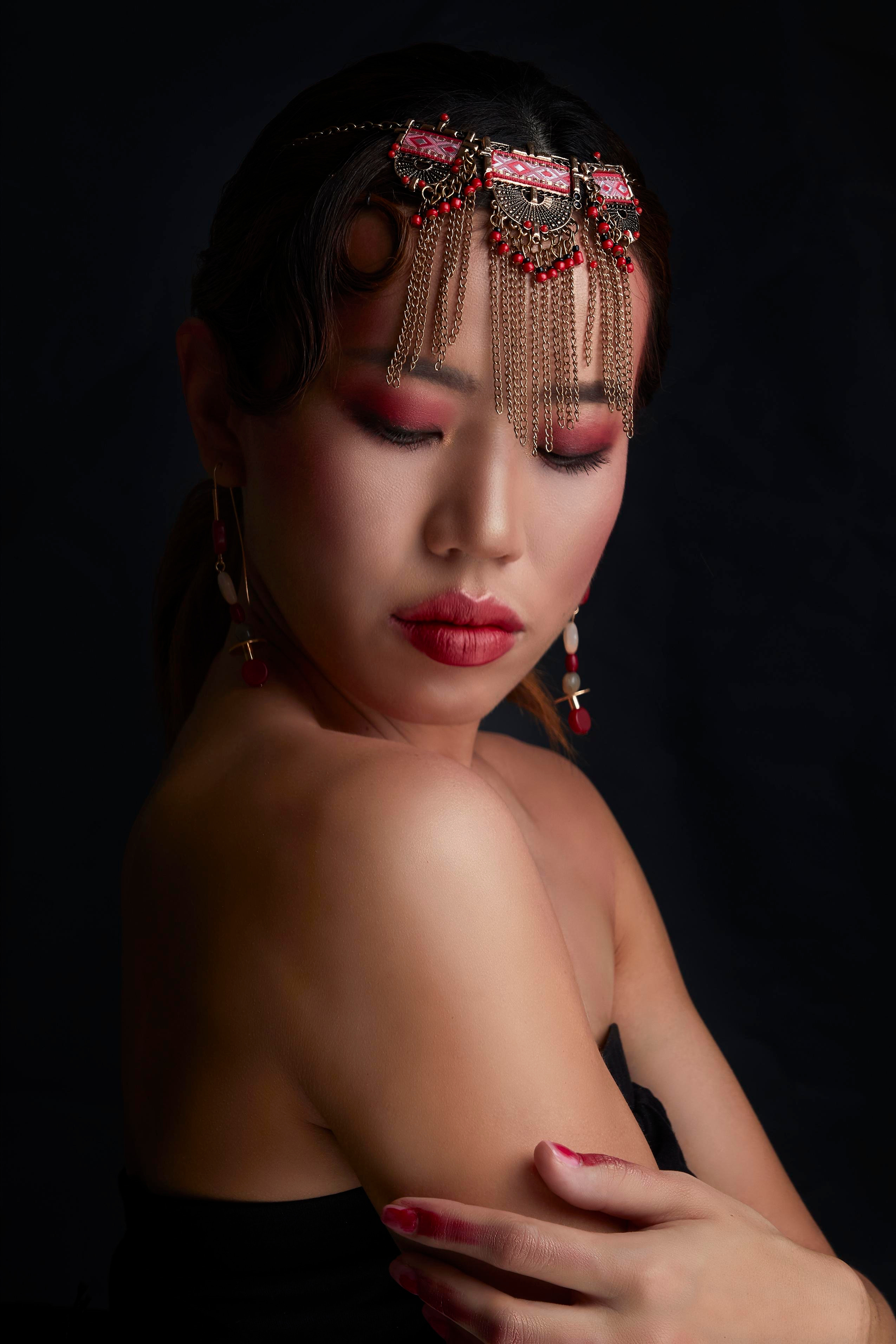 Genzo magazine Asian modern. Фешн, имиджевый и предметный фотограф в Украине и ОАЭ