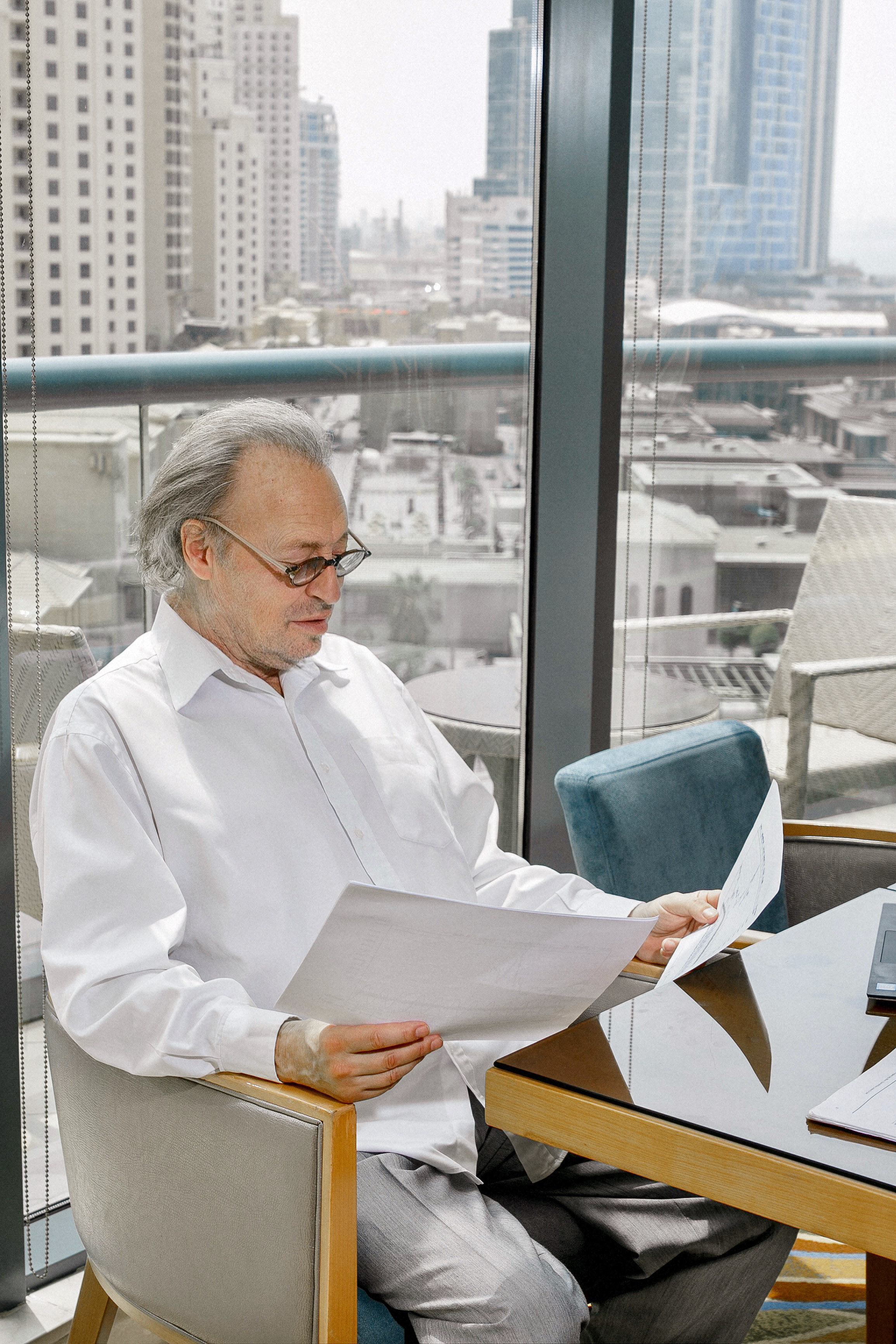 Бизнес портрет. Фешн, имиджевый и предметный фотограф в Украине и ОАЭ