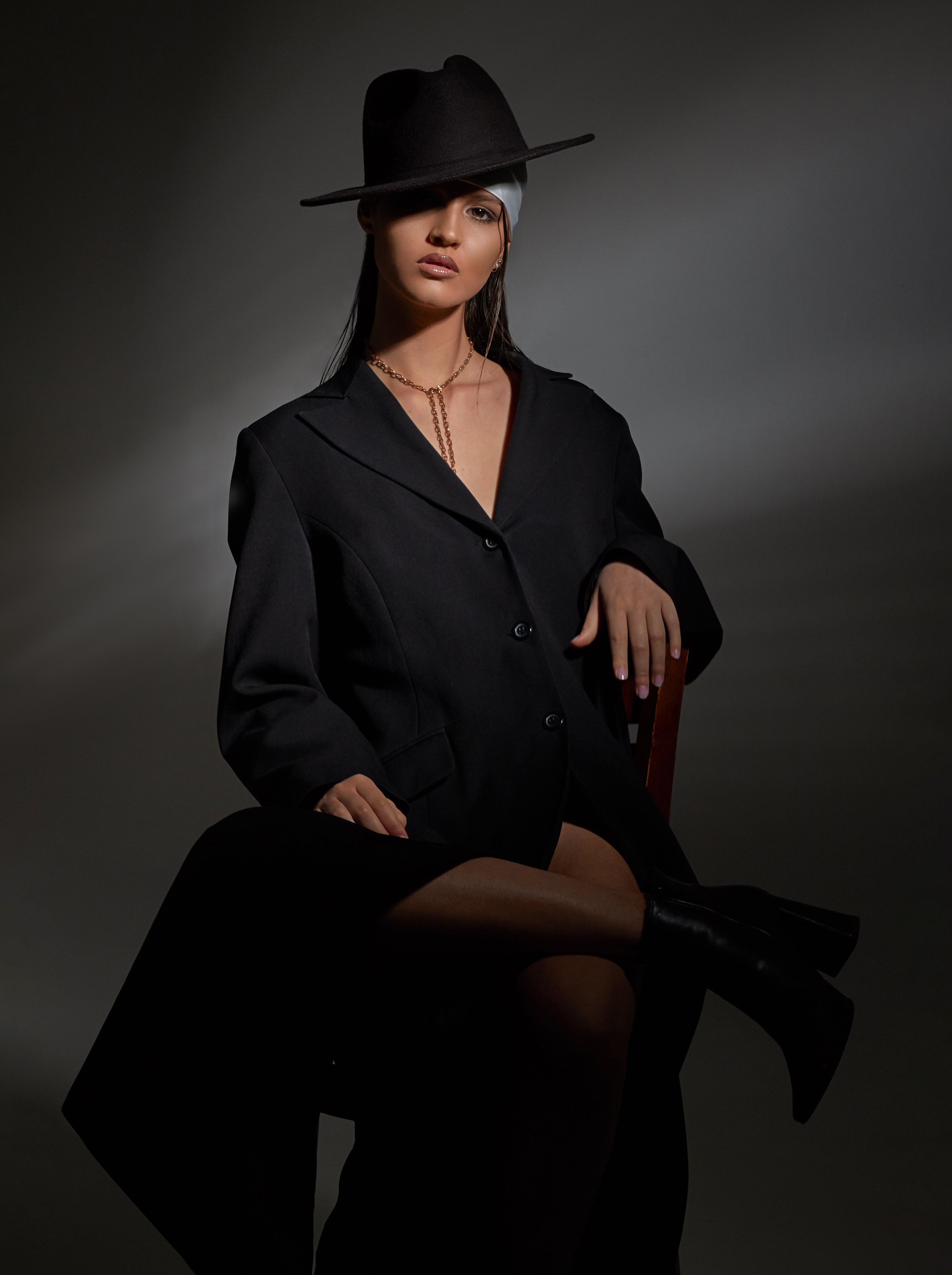 Deep impact. Holm magazine. Фешн, имиджевый и предметный фотограф в Украине и ОАЭ