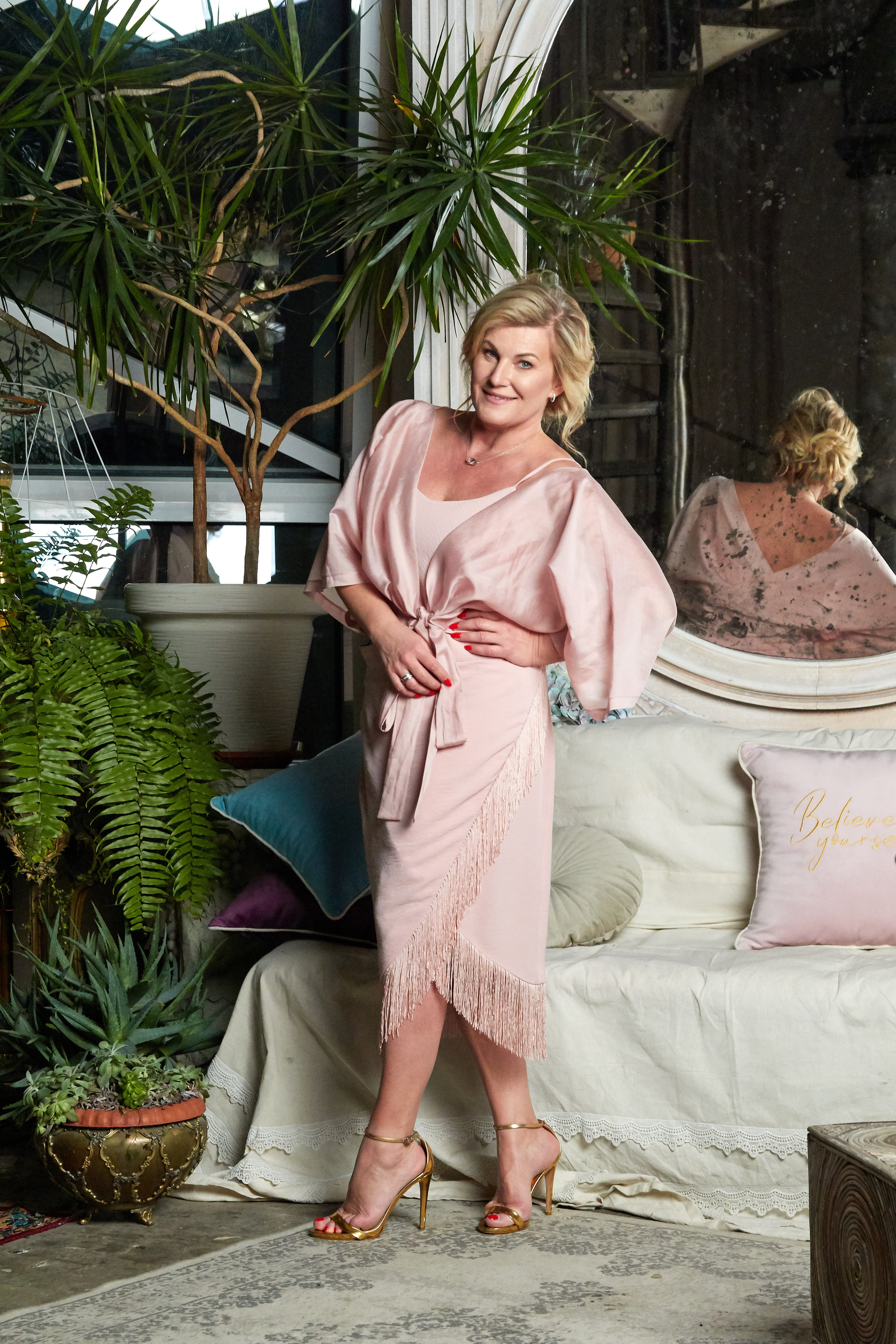 Lastochka wear. Фешн, имиджевый и предметный фотограф в Украине и ОАЭ