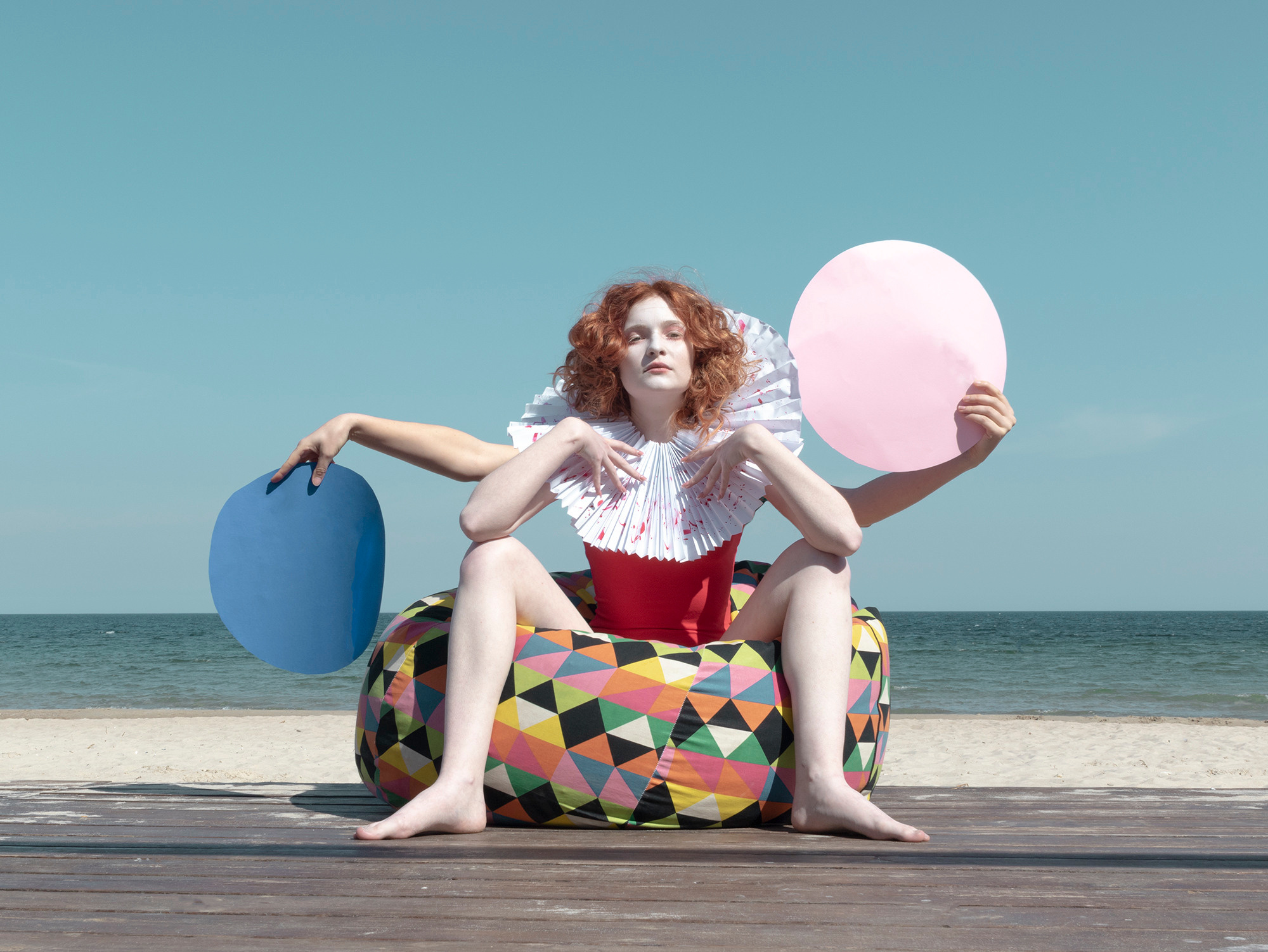 Feroce magazine: The November issues Modern Mary Stuart. Фешн, имиджевый и предметный фотограф в Украине и ОАЭ