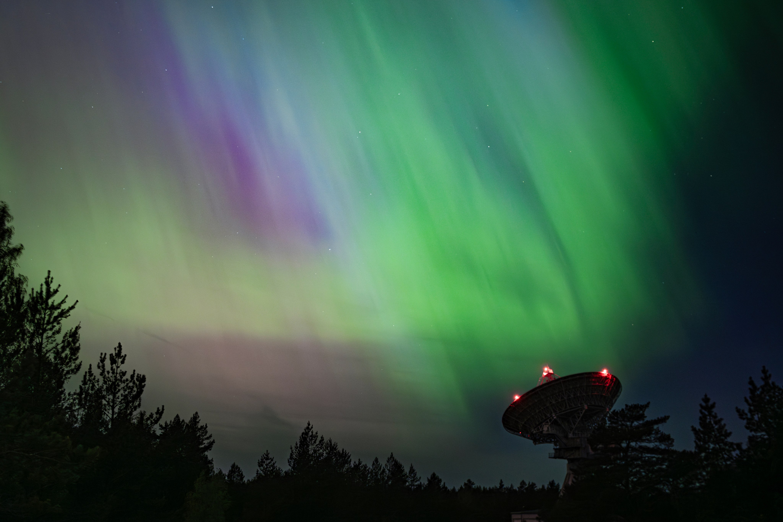 Aurora Borealis in Latvia 11.05.2024. Ziemeļblāzma Latvijā 11.05.2024. Ziemeļblāzma pie Irbenes lokātora. Northern lights at Irbene RT32 radio telescope. Northern Kurzeme. Visit Ventspils.