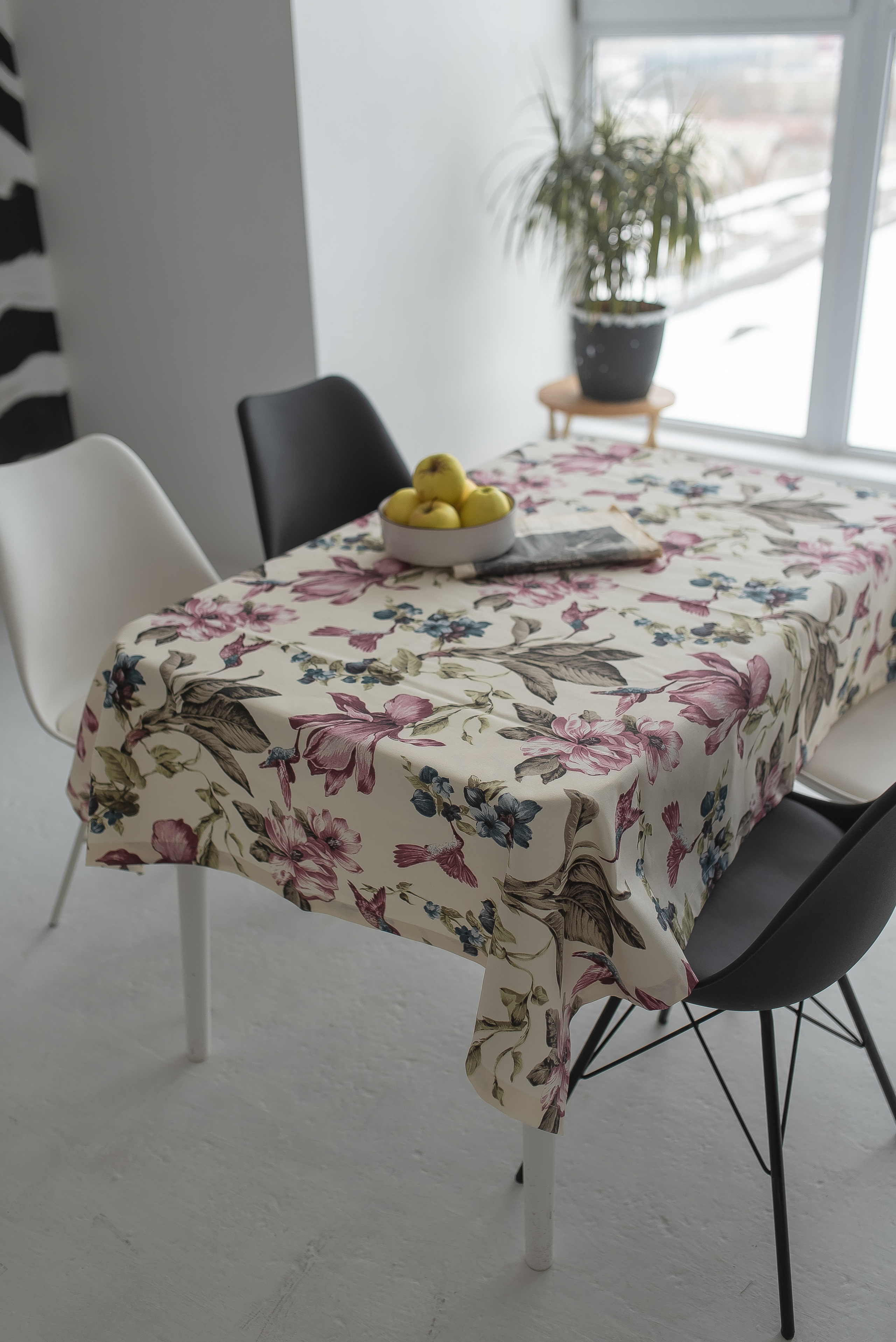 MONTAKIRA_HOME SS`22. FOTOGRAF Ryzhykova Valentyna Kraków Polska