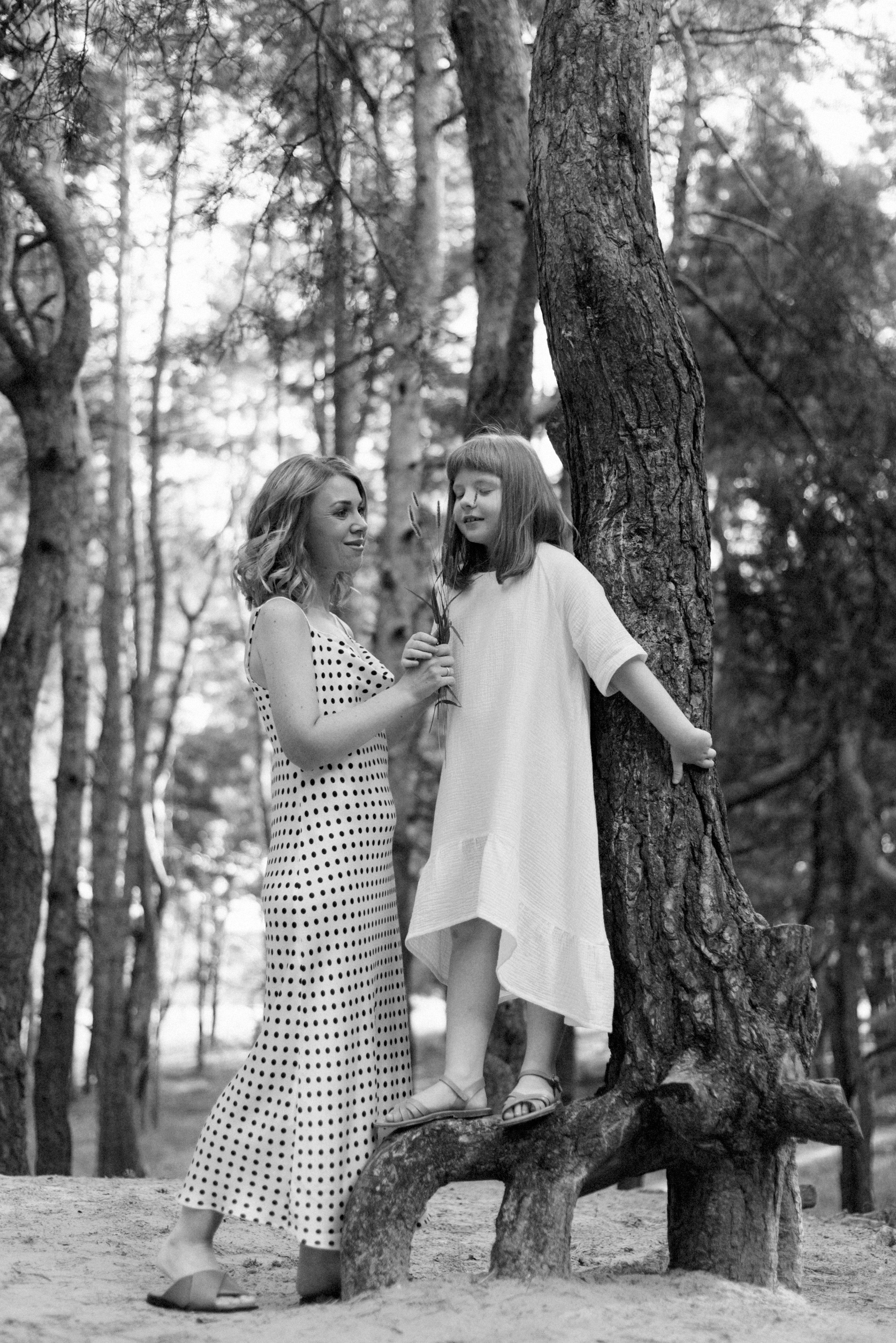 Семейная фотосессия в лесу. FOTOGRAF Ryzhykova Valentyna Kraków Polska