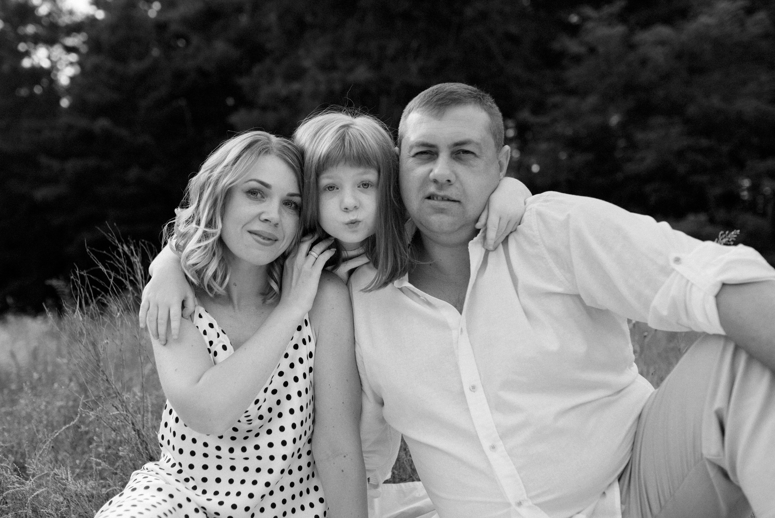 Семейная фотосессия в лесу. FOTOGRAF Ryzhykova Valentyna Kraków Polska