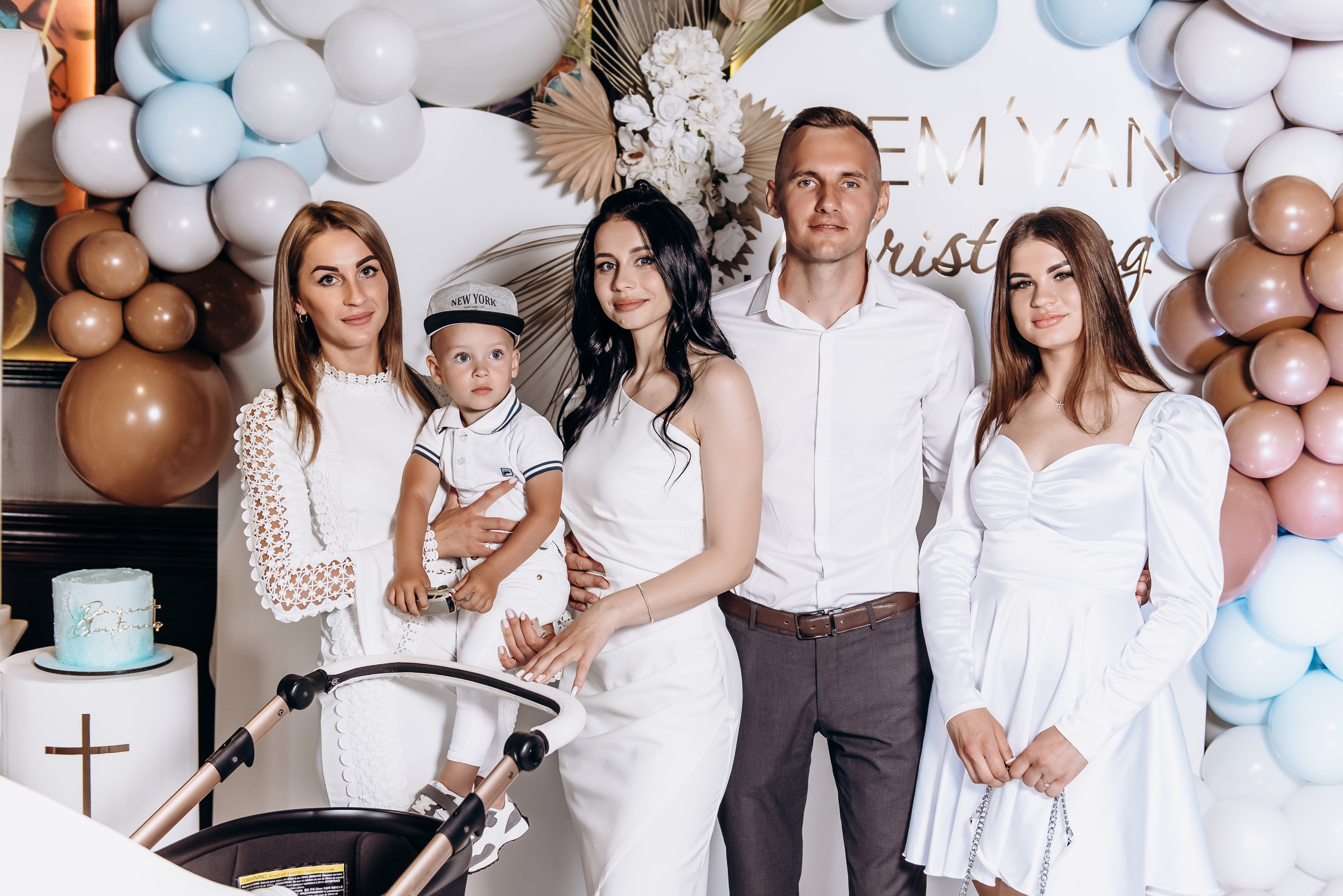 Хрещення Дем"яна. Весільний та сімейний фотограф Україна