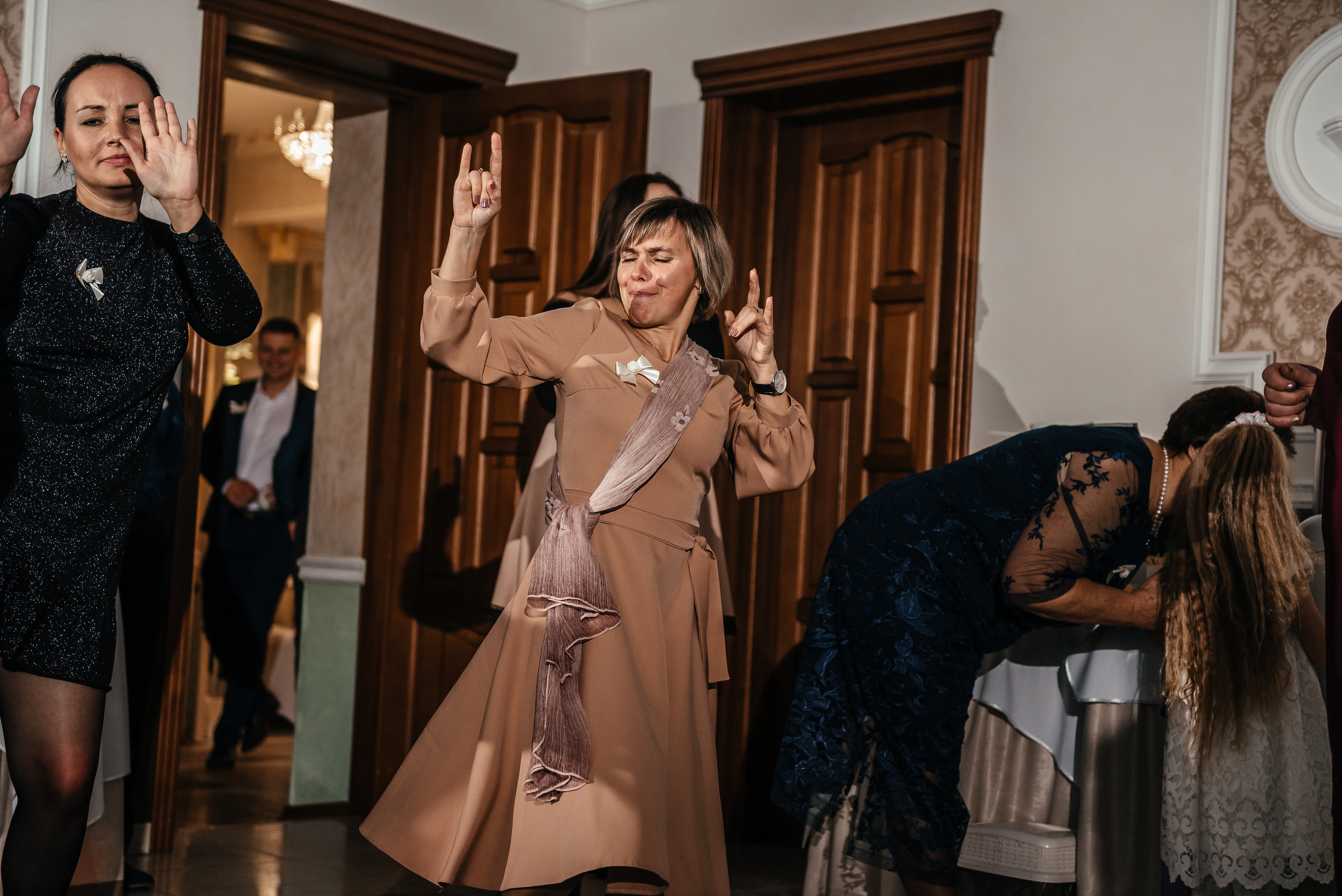 Аня та Кирил весілля. Весільний та сімейний фотограф Україна