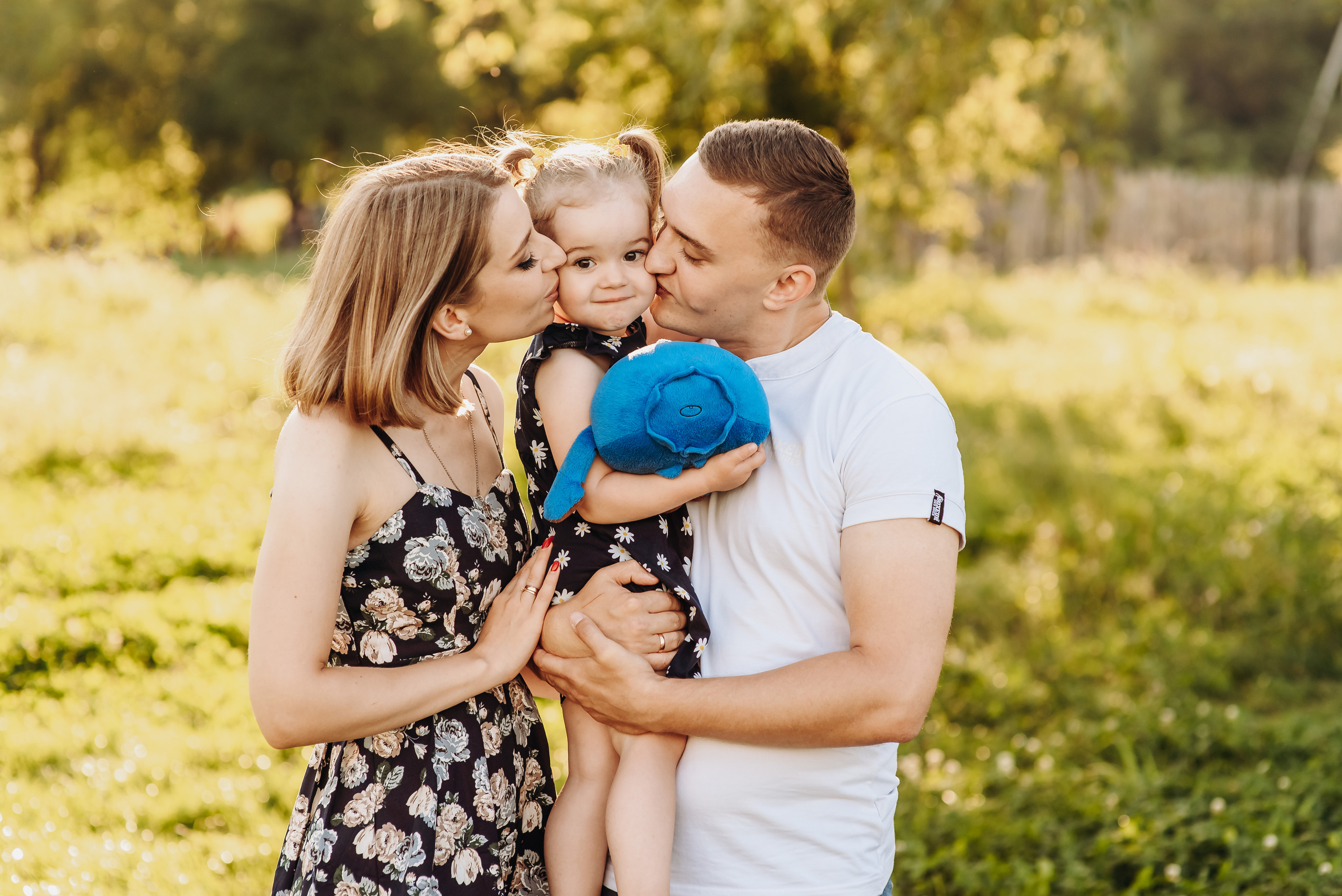 Надія сім"я. Весільний та сімейний фотограф Україна