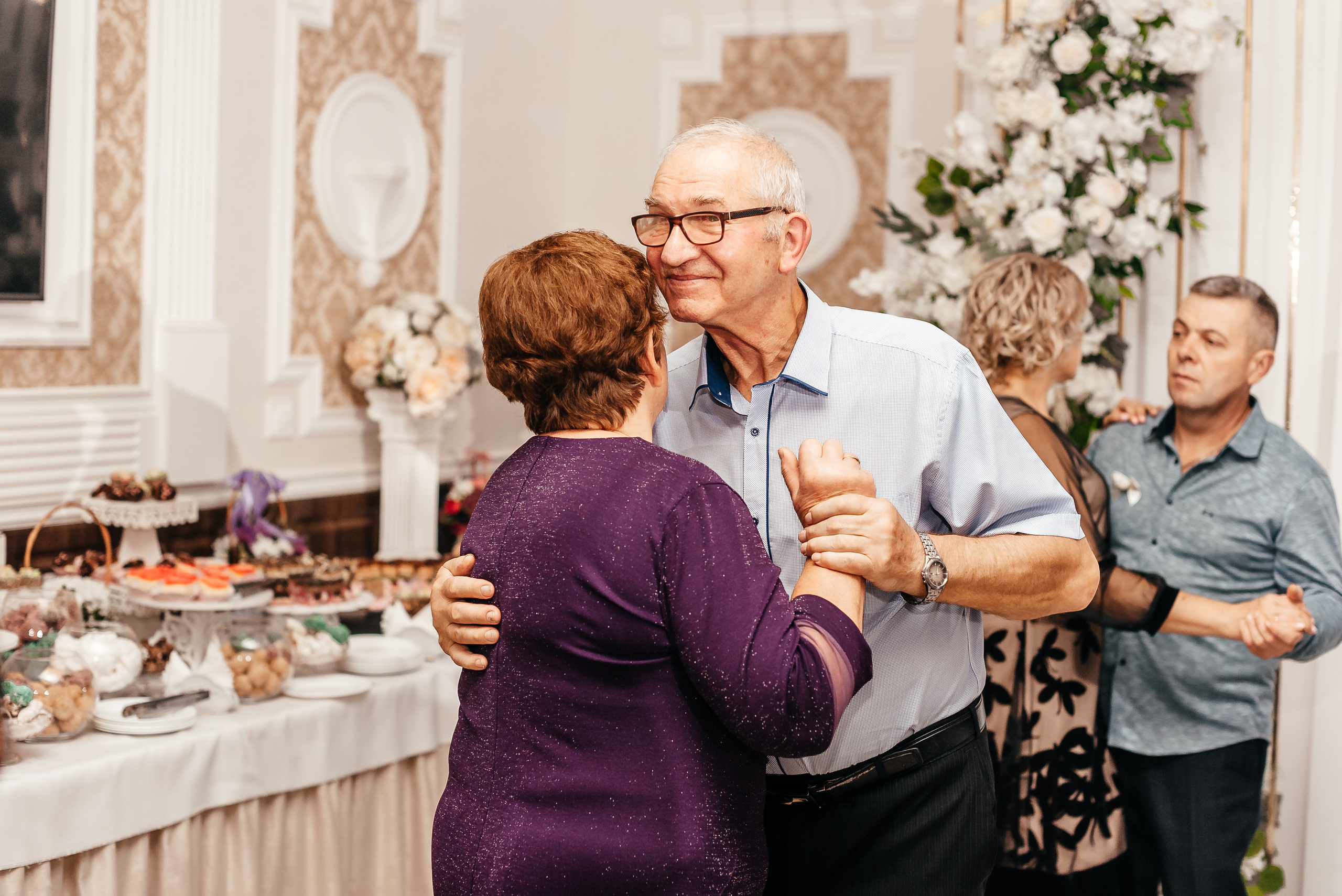 Аня та Кирил весілля. Весільний та сімейний фотограф Україна