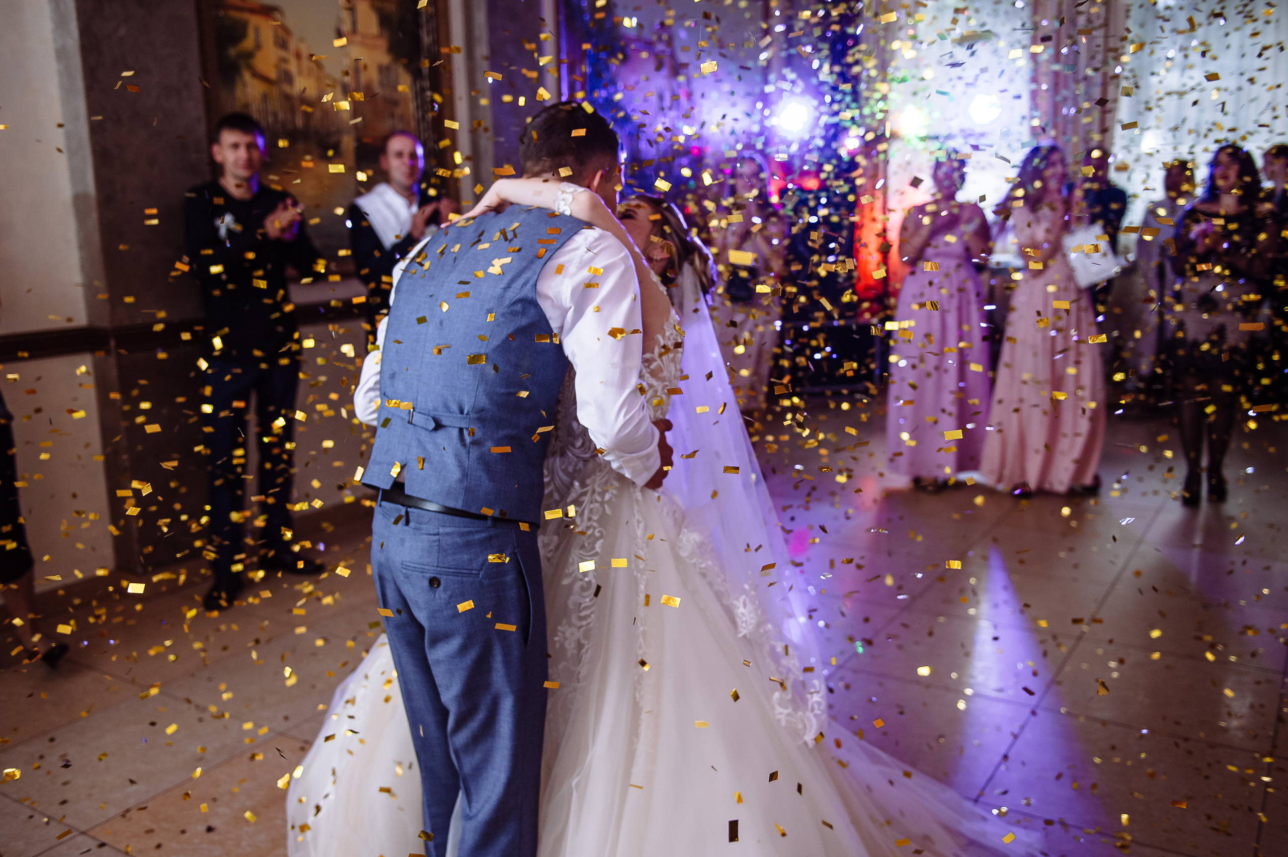 Весільна фотосесія. Весільний та сімейний фотограф Україна