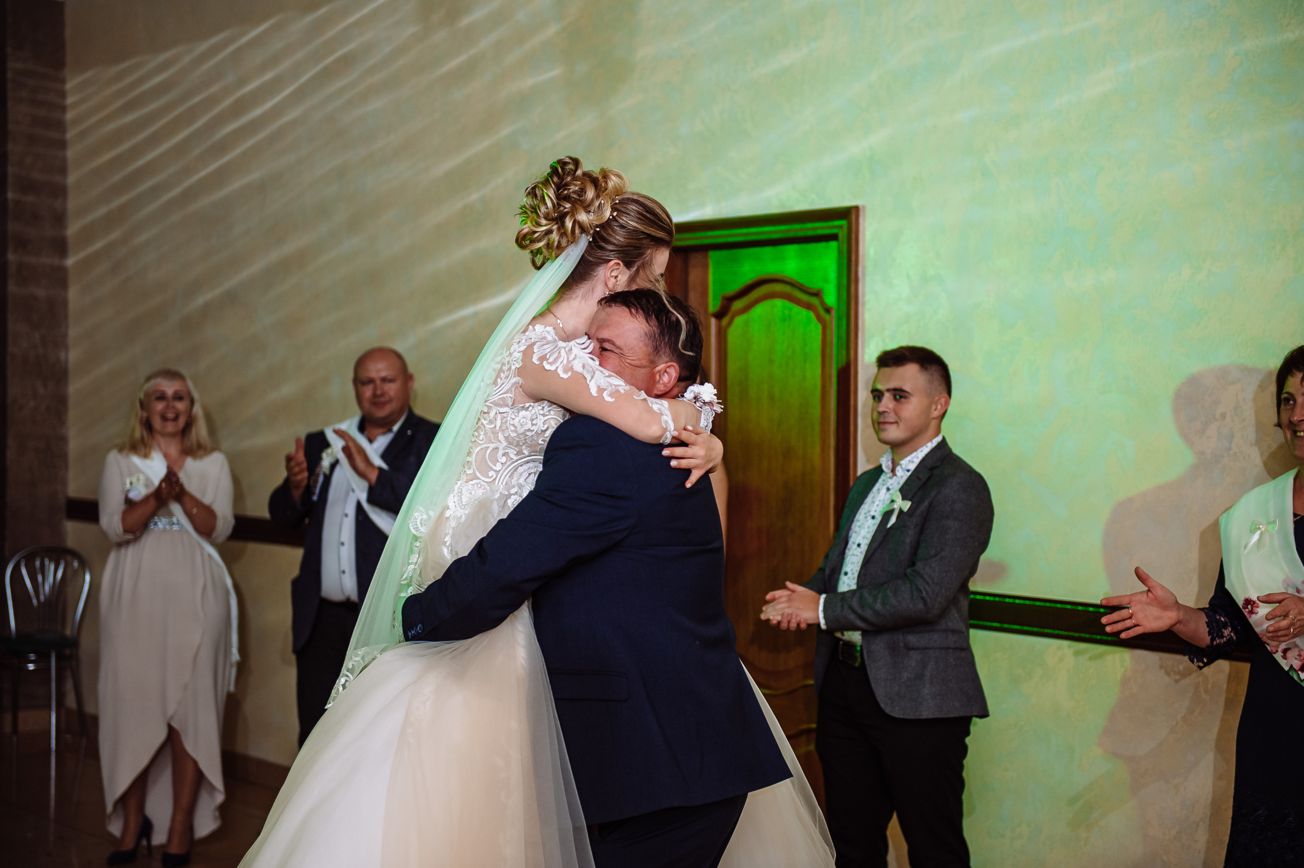 Весільна фотосесія. Весільний та сімейний фотограф Україна